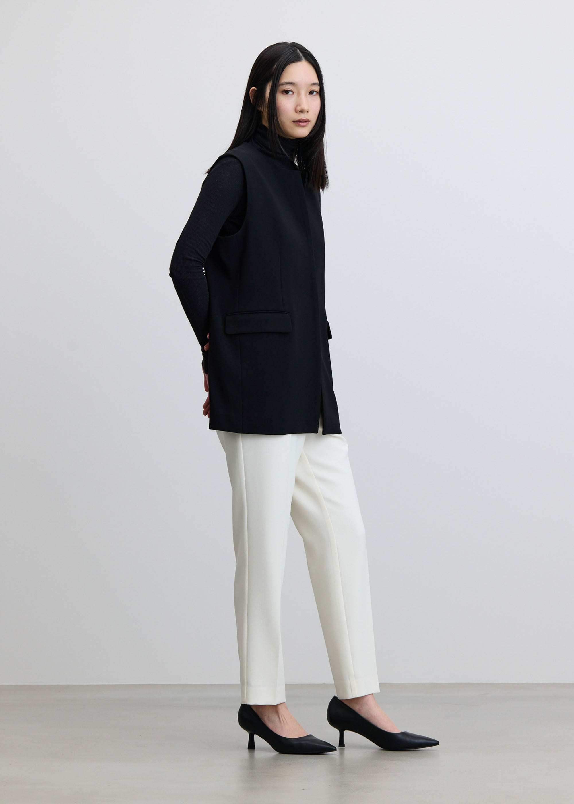 クルーネックジレ - SOÉJU online store｜上質な大人の女性のための