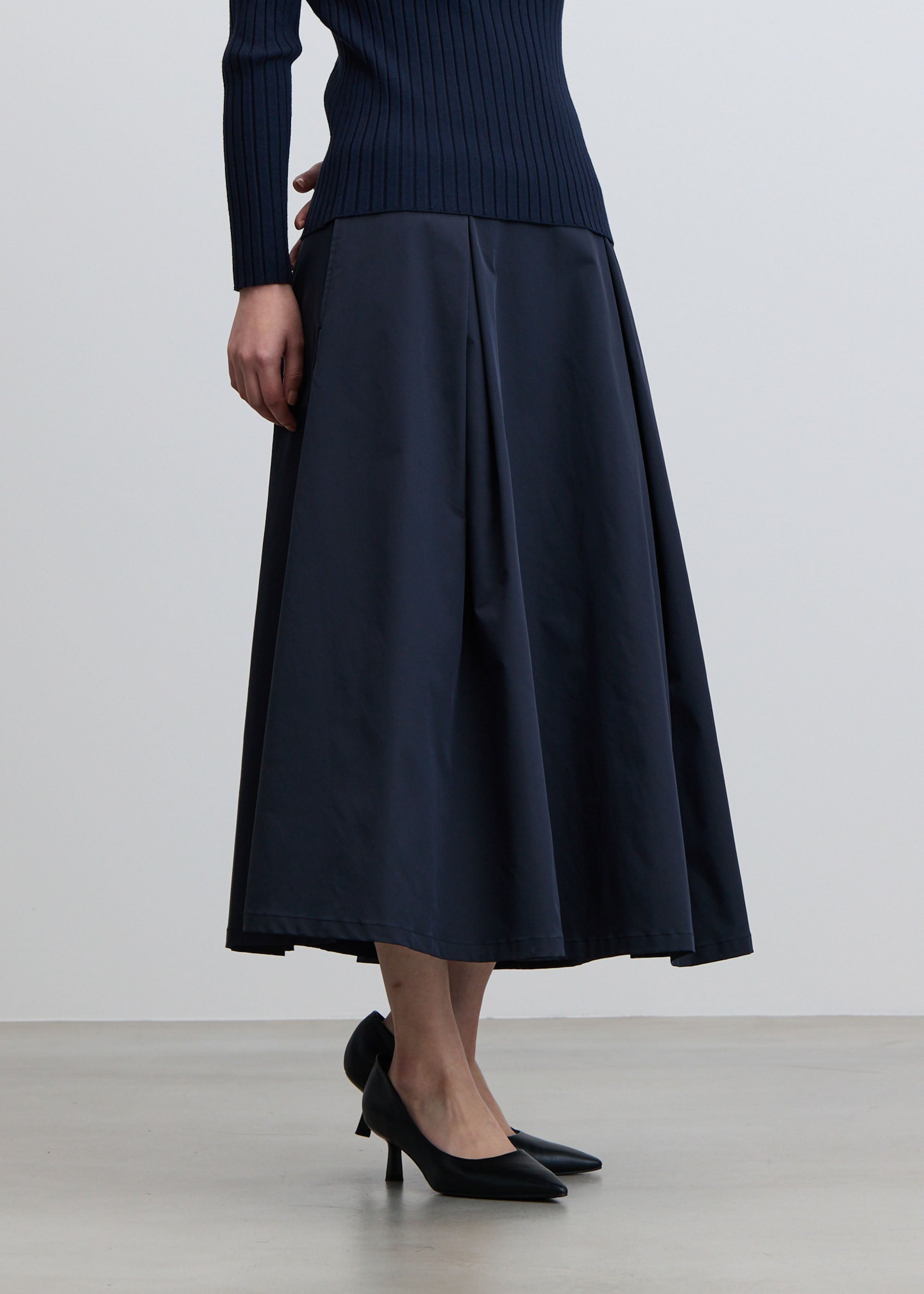 soeju ソージュ　リモンタタックスカート 黒 リモンタタックスカート - SOÉJU online store｜上質な大人の女性の