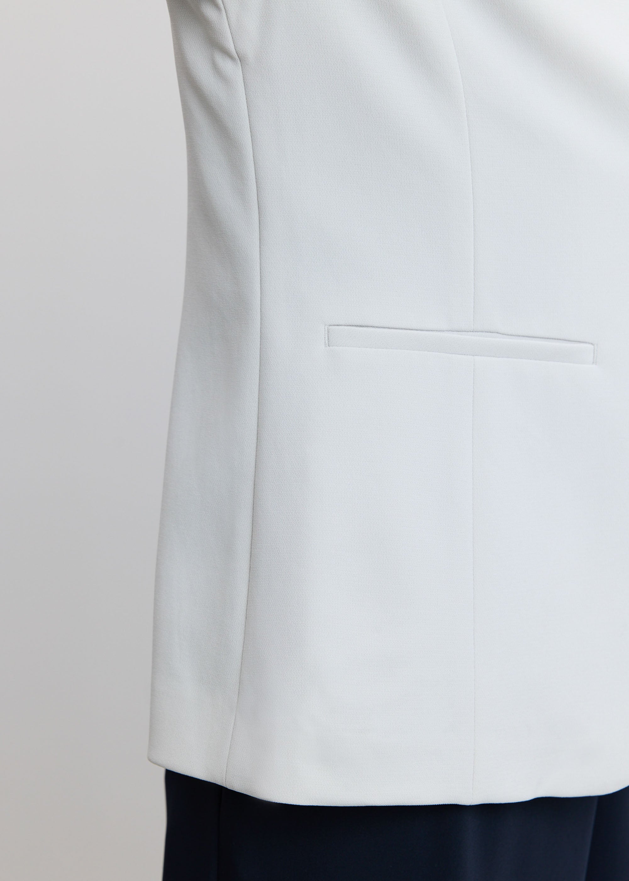 ノーカラージャケット