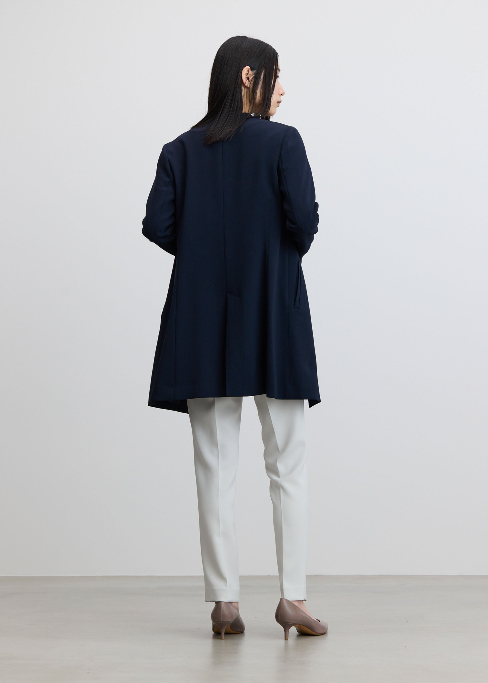 ロングノーカラージャケット