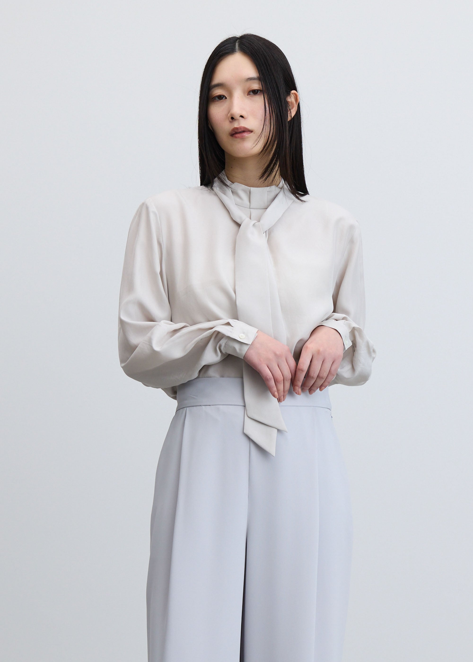 シルクボウタイブラウス - SOÉJU online store｜上質な大人の女性の