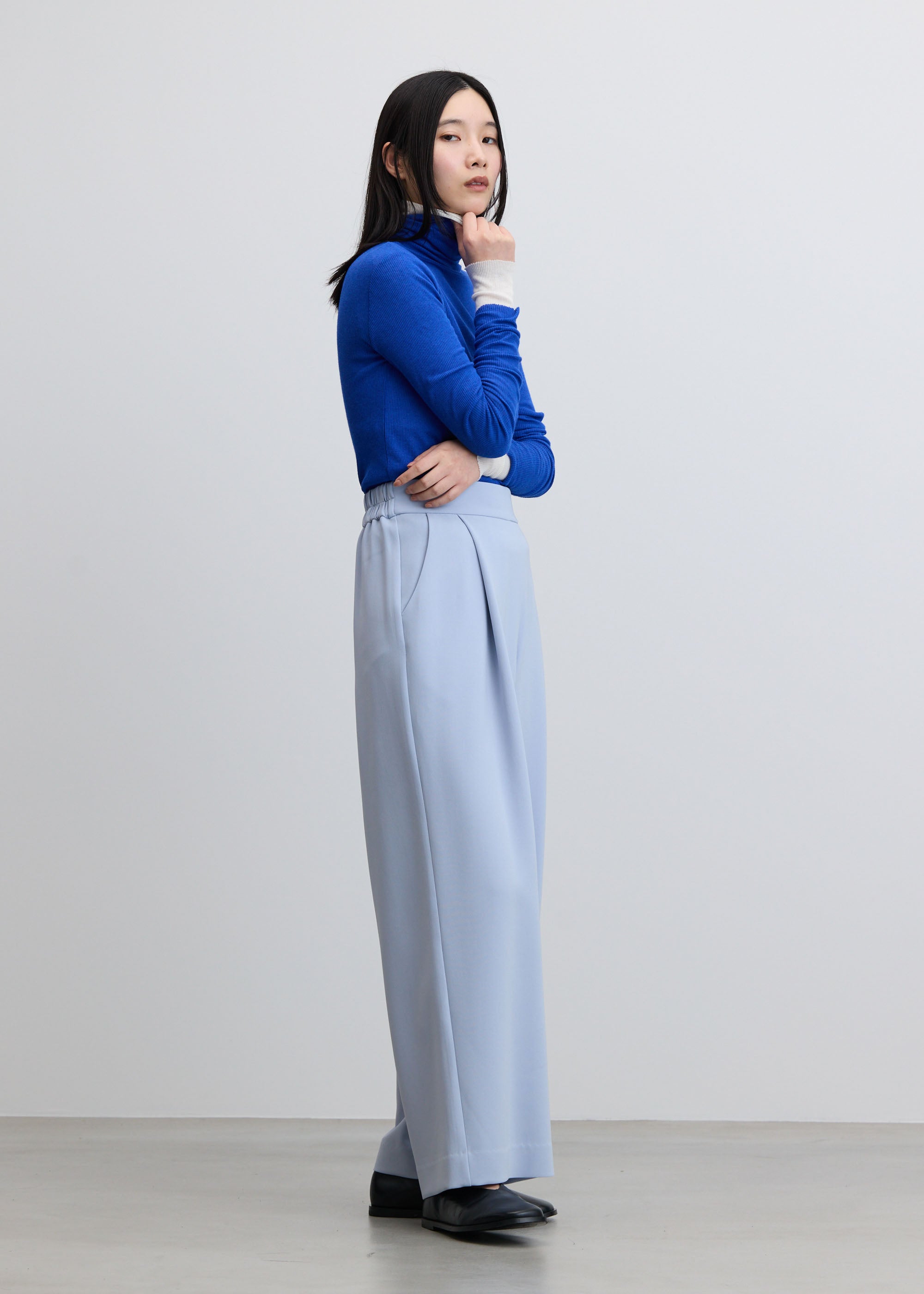 タックワイドパンツ - SOÉJU online store｜上質な大人の女性のための