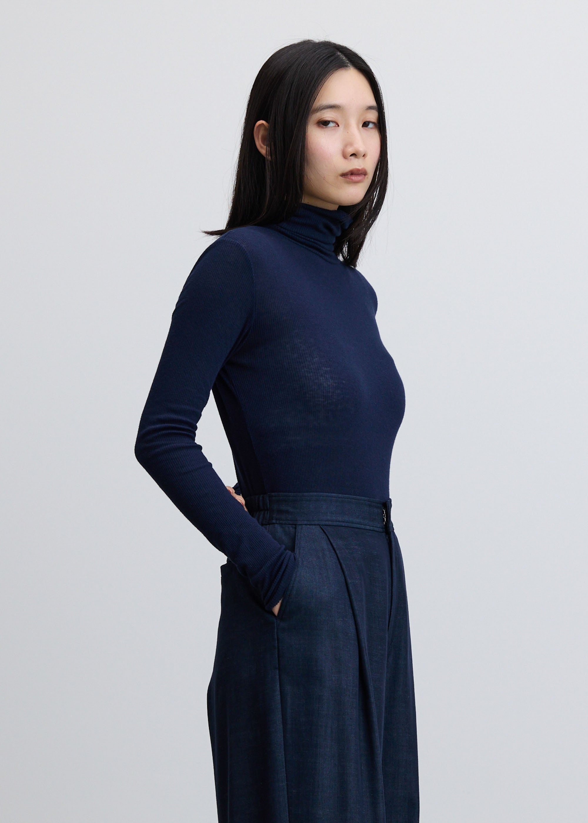 カシミヤ混タートルネックカットソー - SOÉJU online store｜上質な