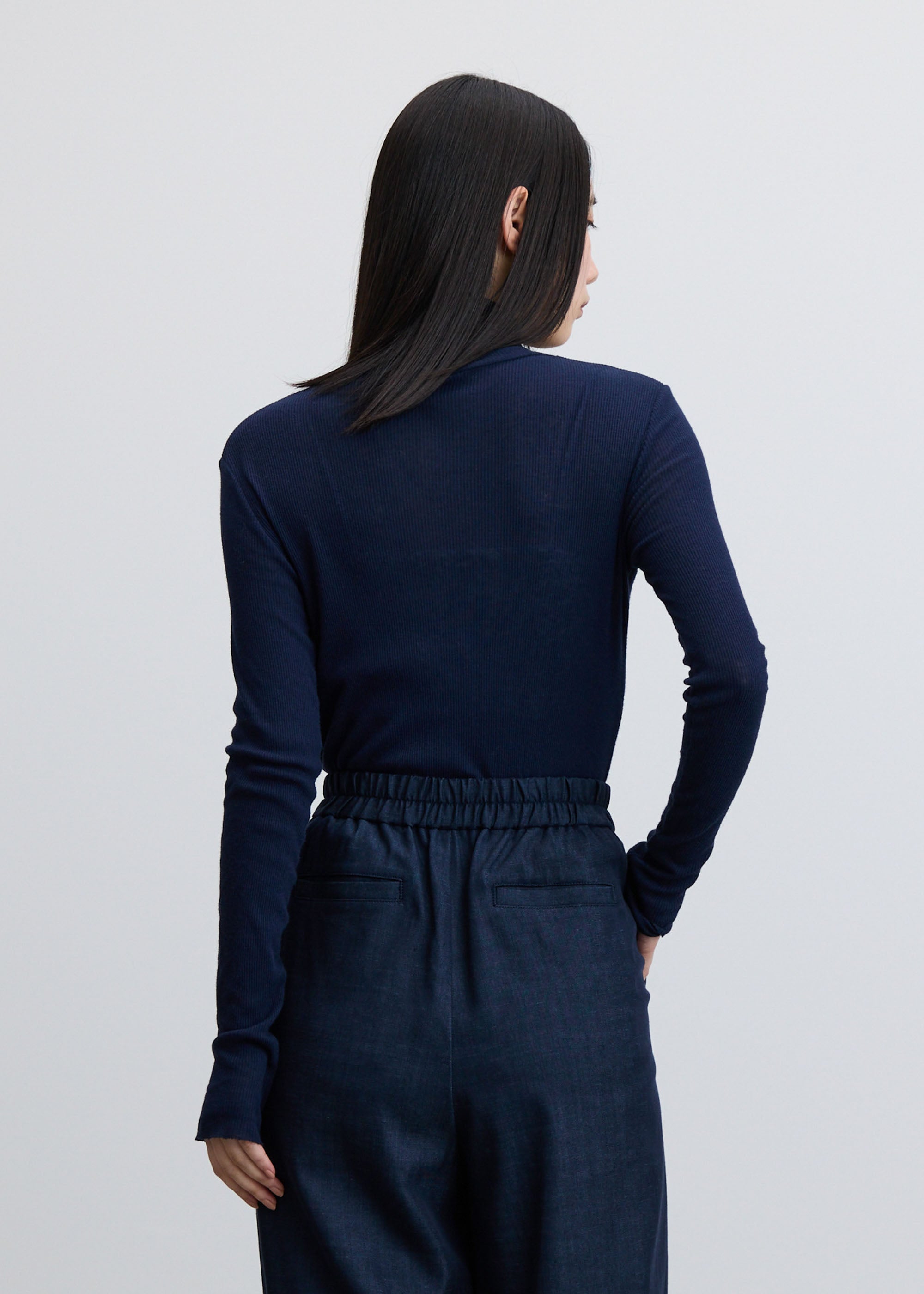 カシミヤ混タートルネックカットソー - SOÉJU online store｜上質な