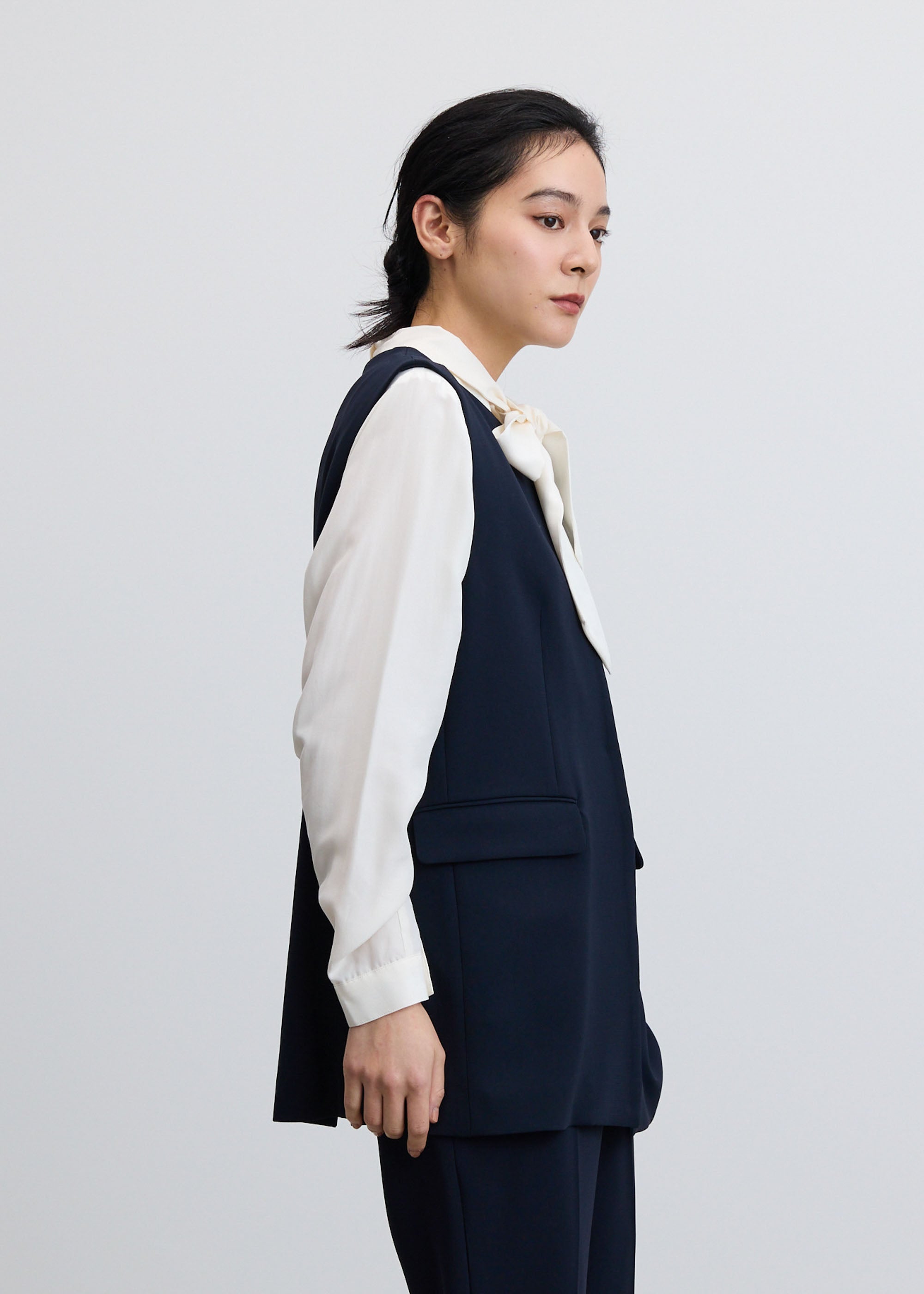 クルーネックジレ - SOÉJU online store｜上質な大人の女性のための