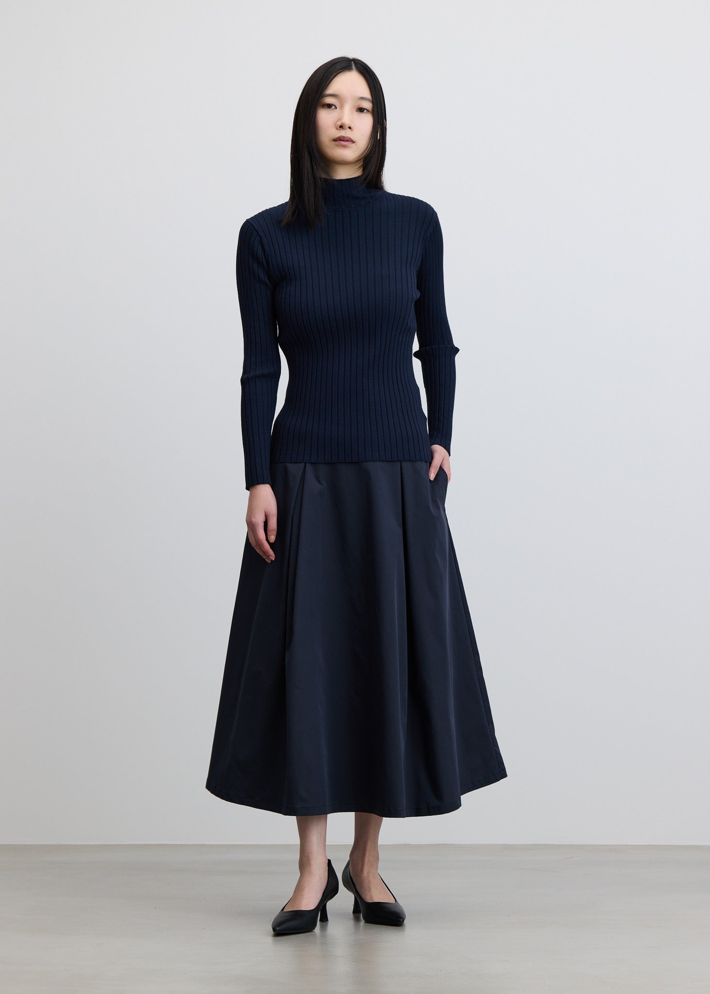 ワイドリブタートルネックニット