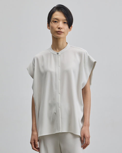 モデル:170cm サイズ:M