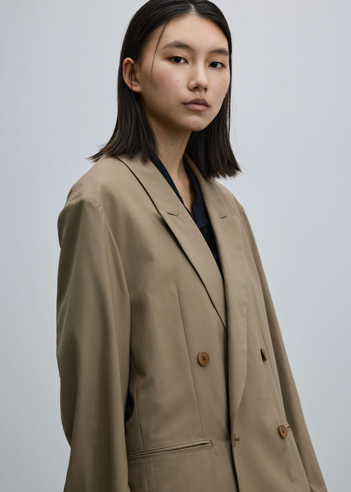 モデル:177cm サイズ:L