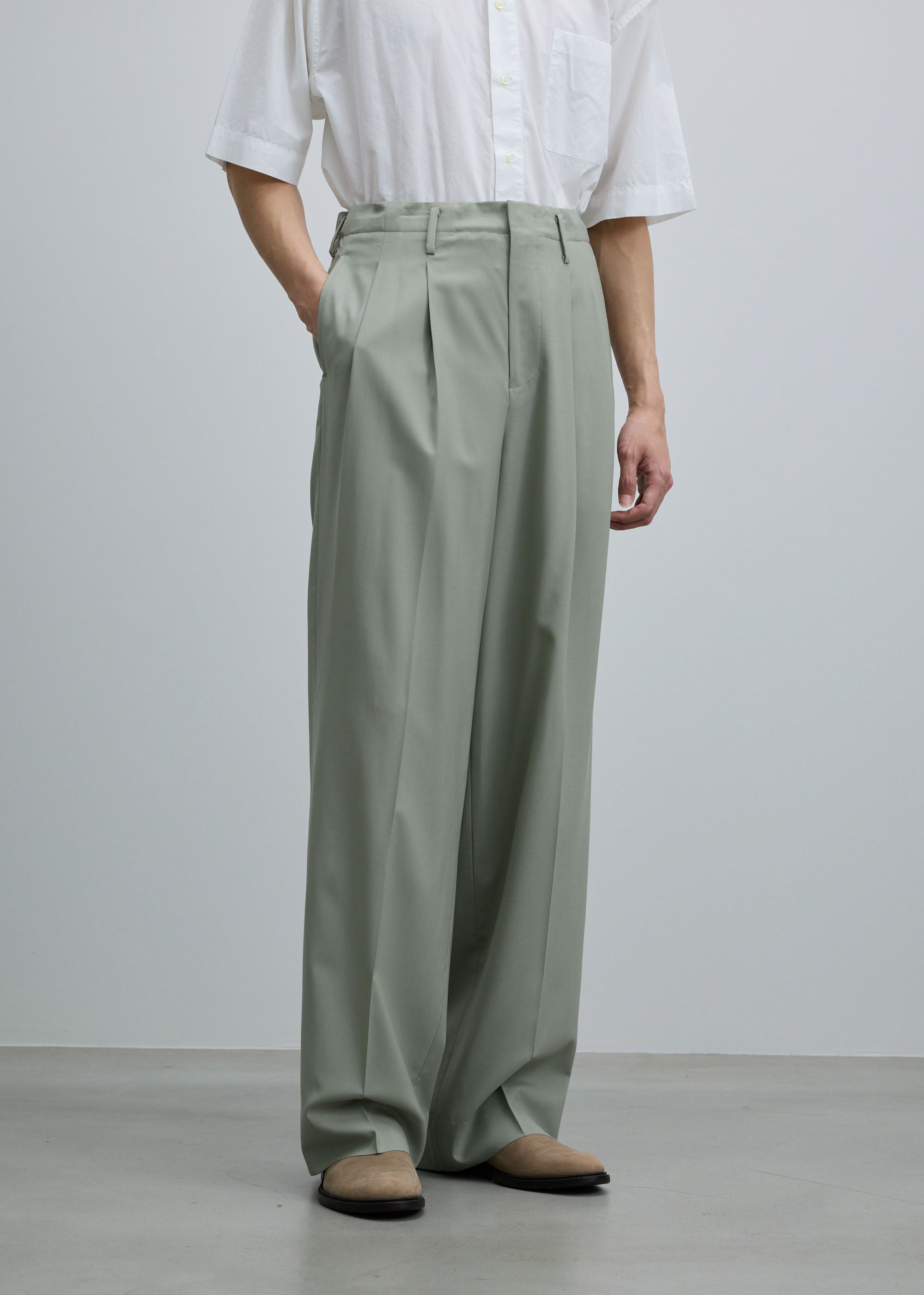 スーパー140ライトウールタックワイドストレートパンツ