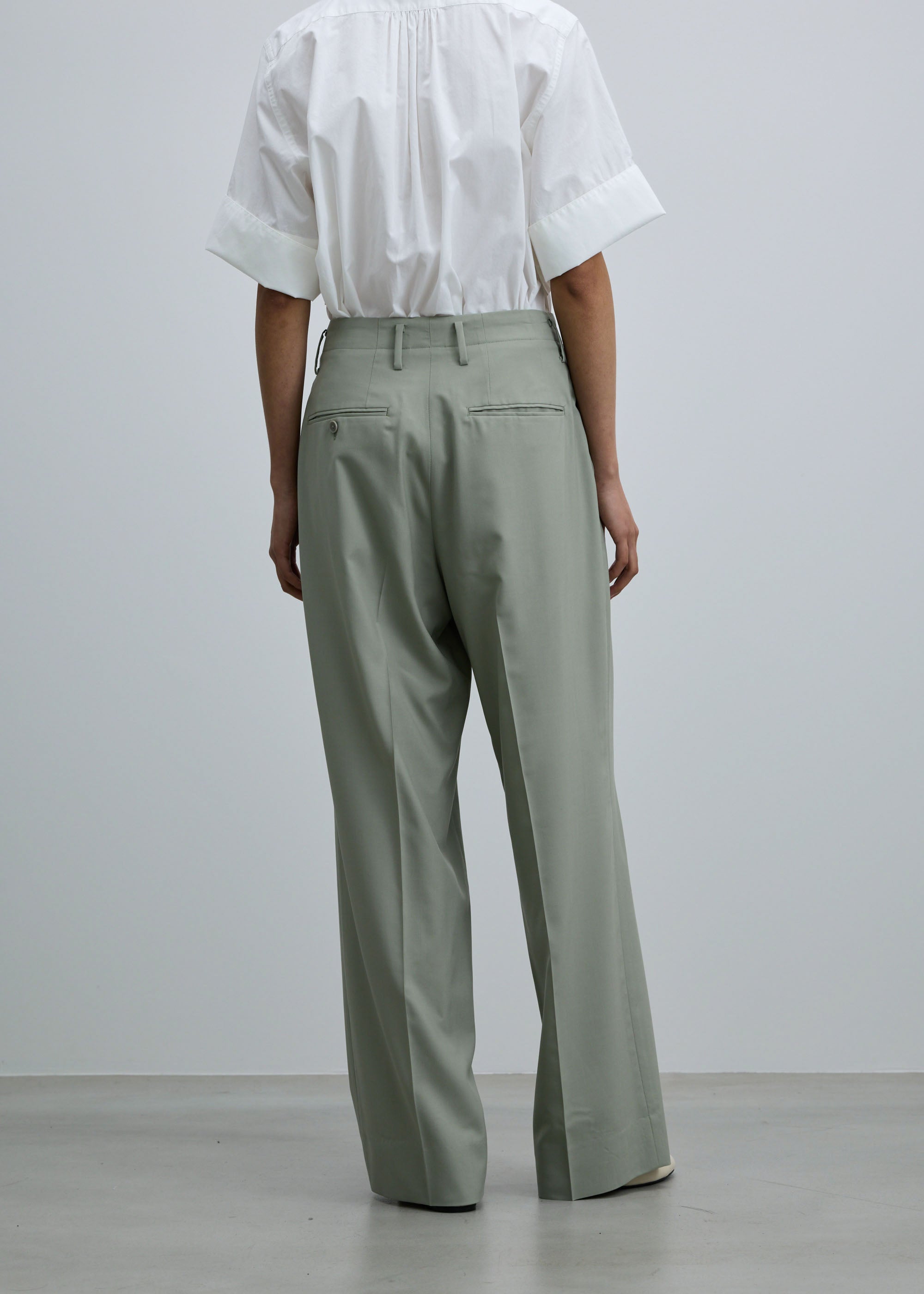 スーパー140ライトウールタックワイドストレートパンツ
