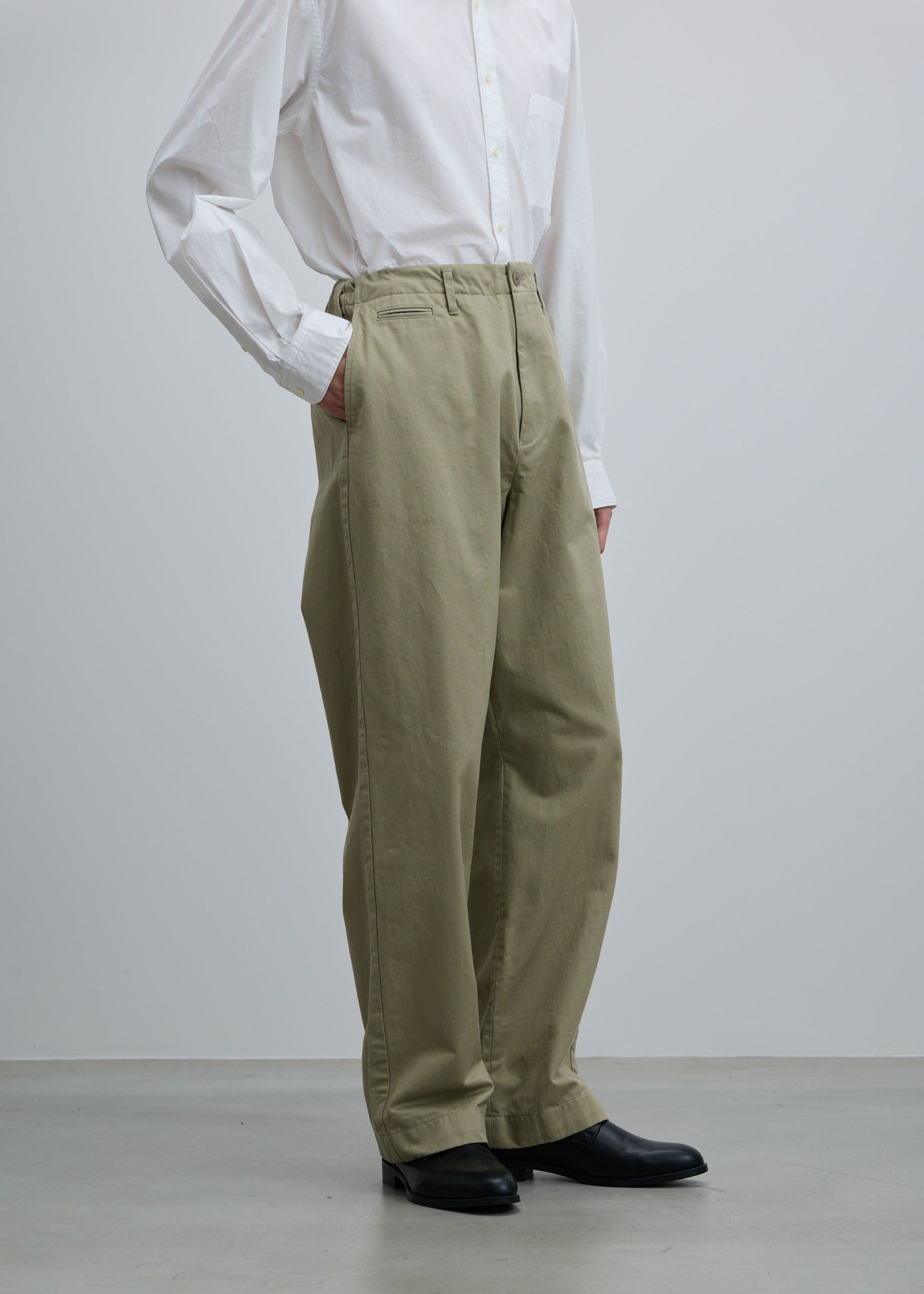 コットンチノパンツ