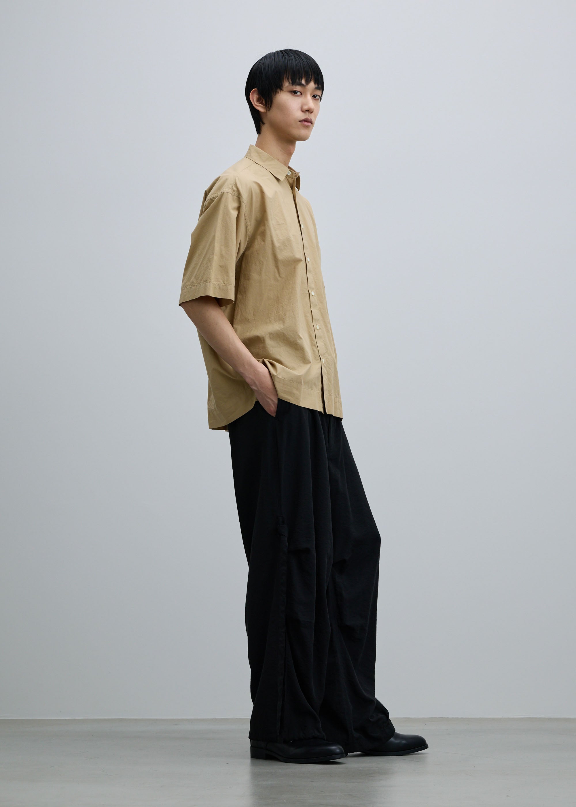 パラシュートパンツ