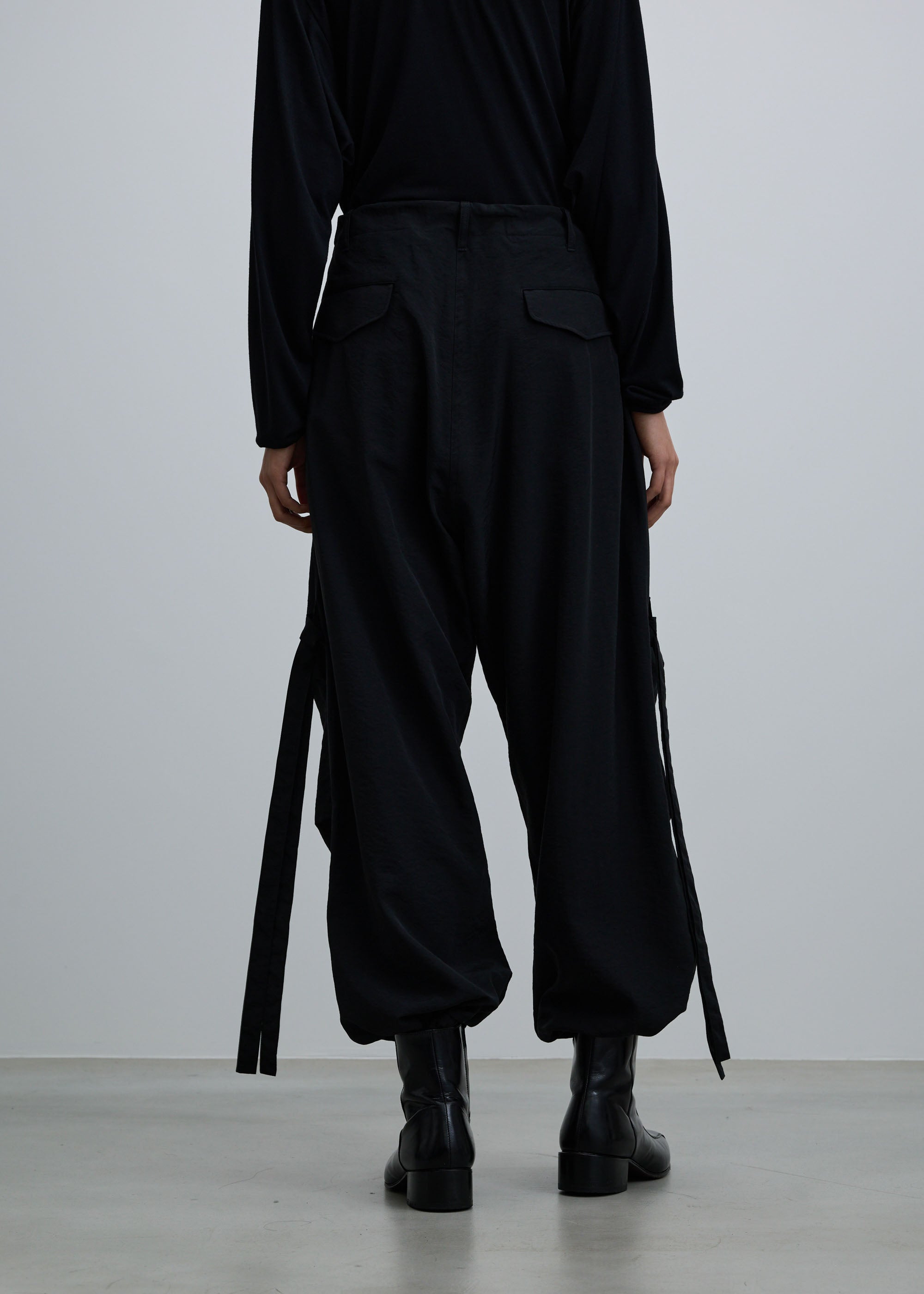 パラシュートパンツ