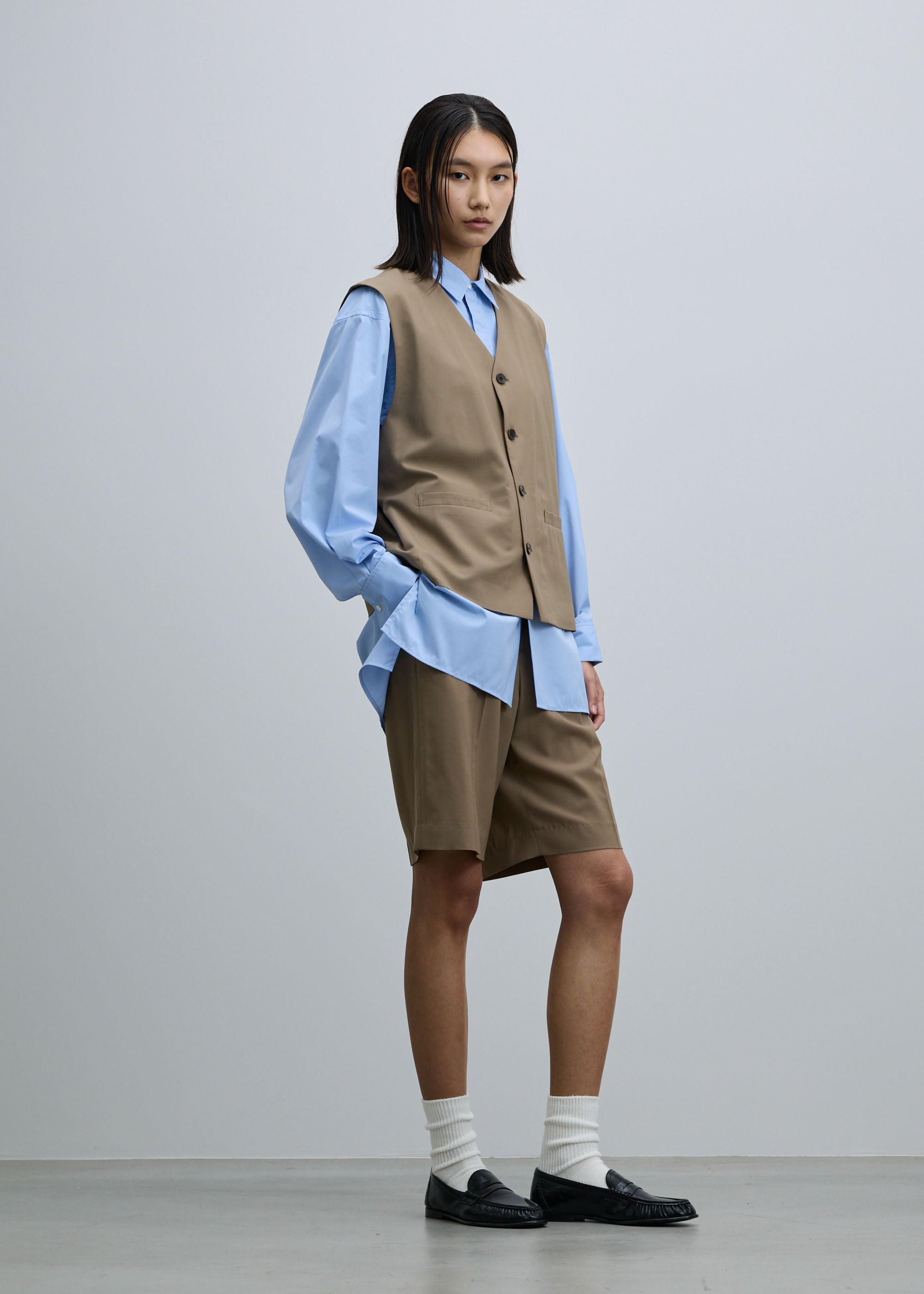 スーパー140ライトウールバミューダパンツ