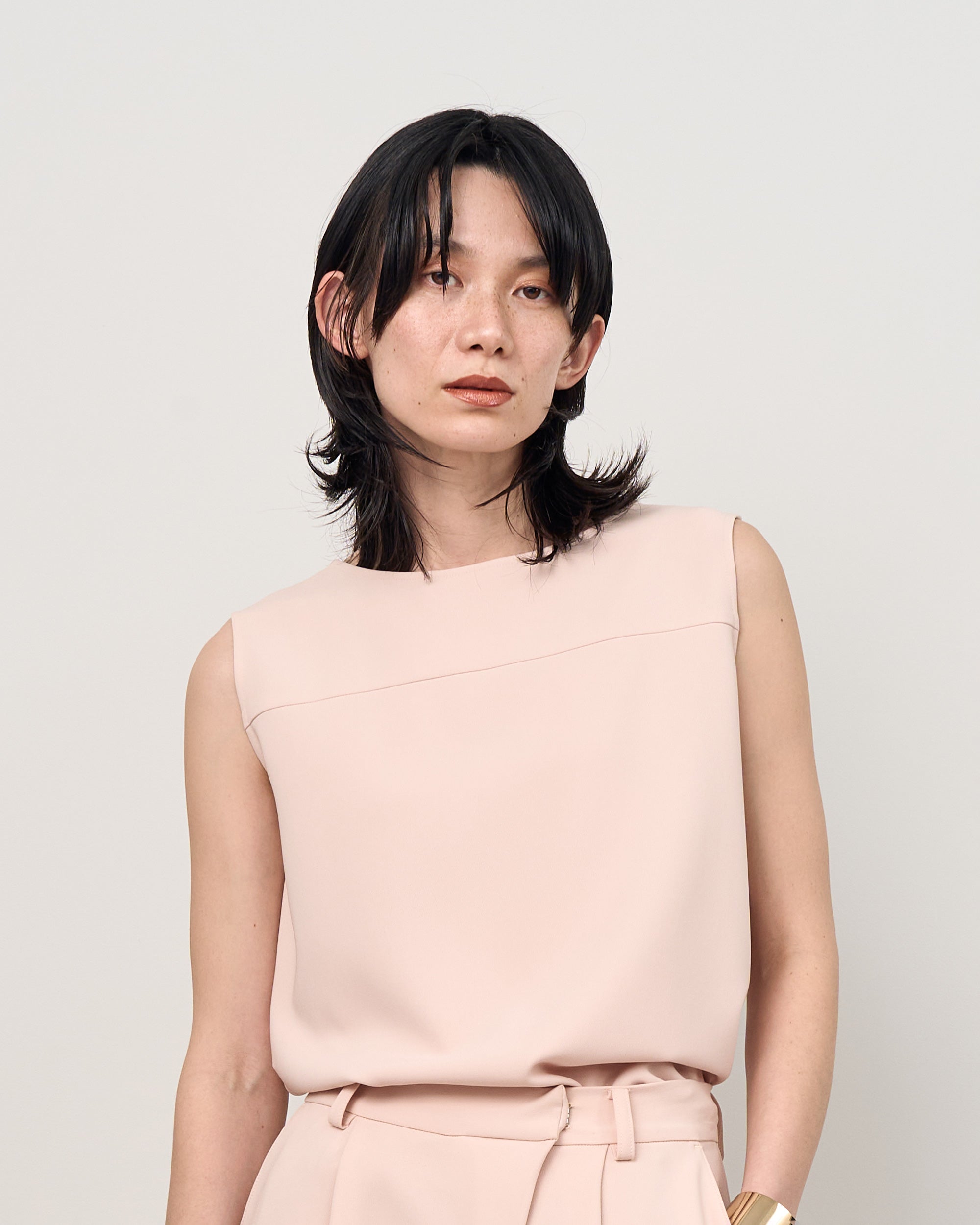 2WAYノースリーブブラウス