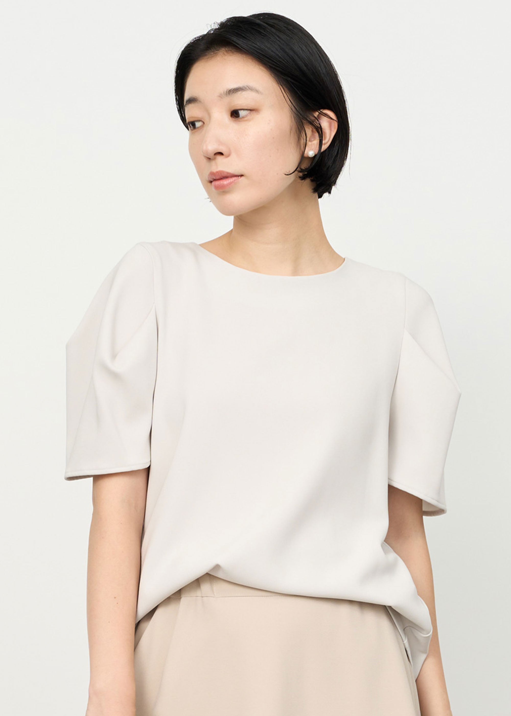 ソージュ SOEJU 肩タックブラウス サイズ:M プルオーバーブラウス/定価￥14.300 S-00-SB-007   ブラック レディース / 240001176672 肩タックブラウス - SOÉJU online store｜上質な大人の女性のための