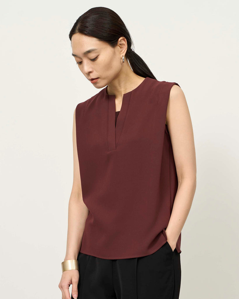 新品 ソージュSOEJU ライトクロスVネックブラウス