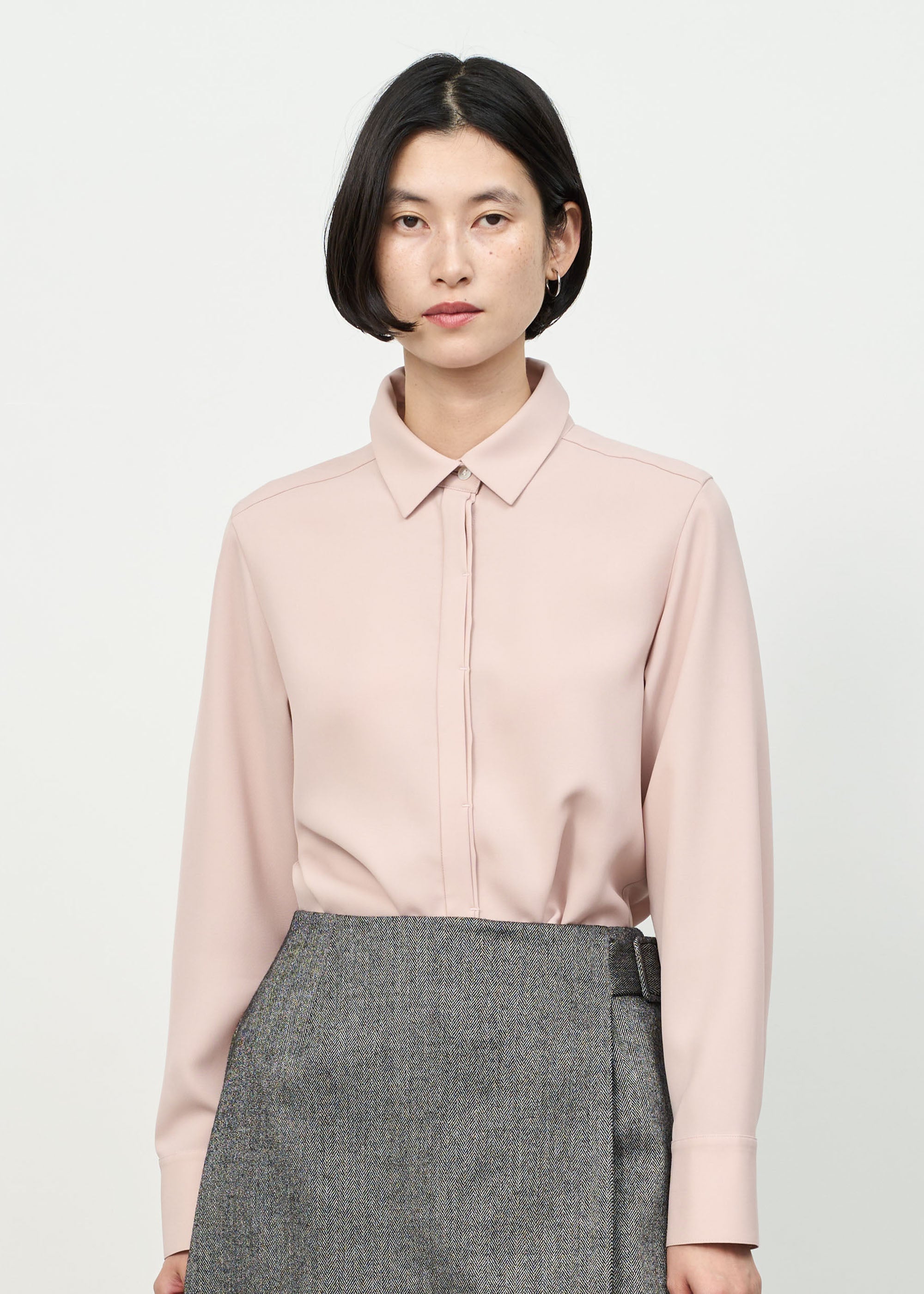 マットツイルヒヨクシャツ - SOÉJU online store｜上質な大人の女性の