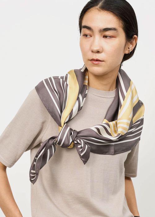 シルク大判スカーフ