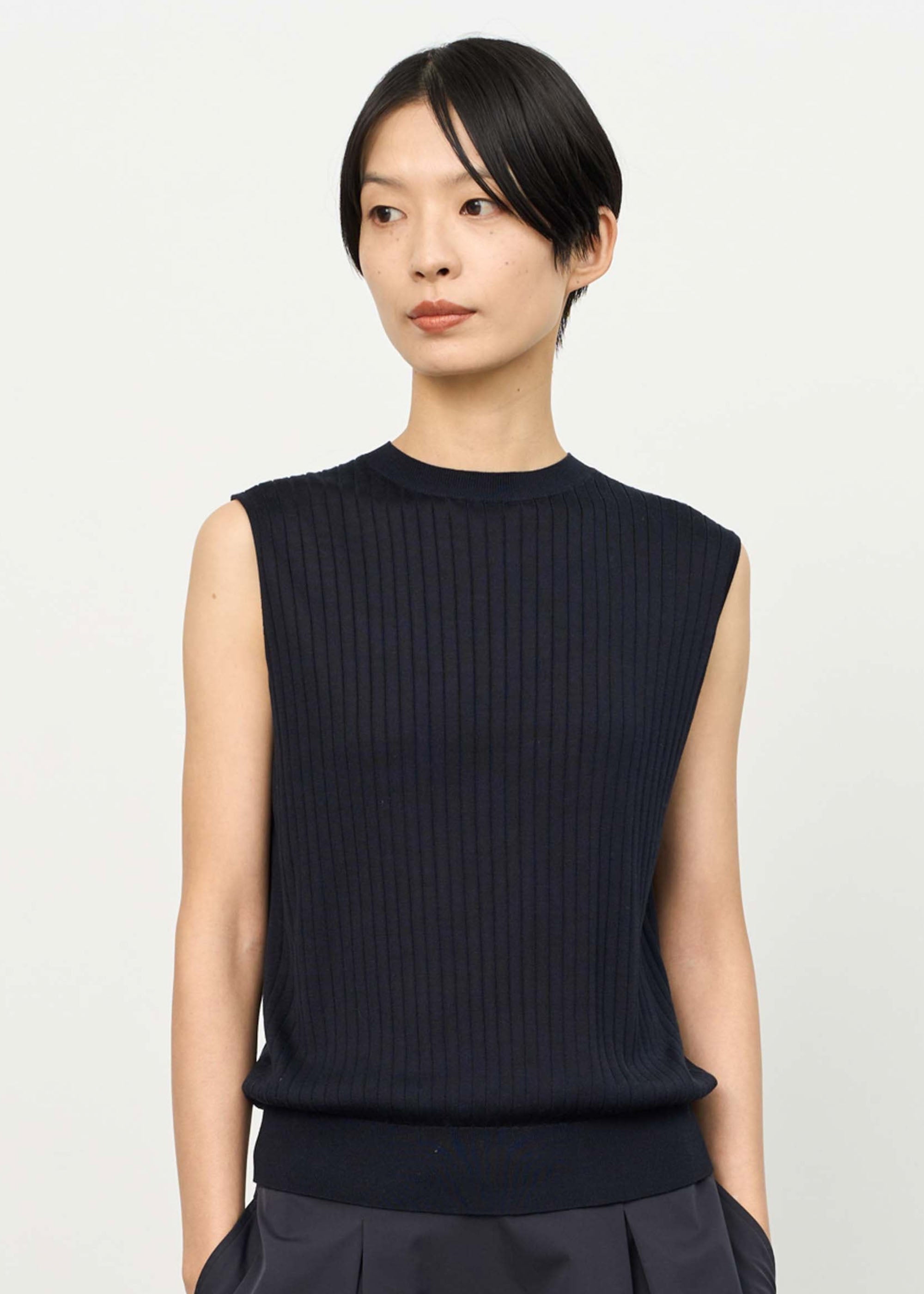 モデル:170cm サイズ:M