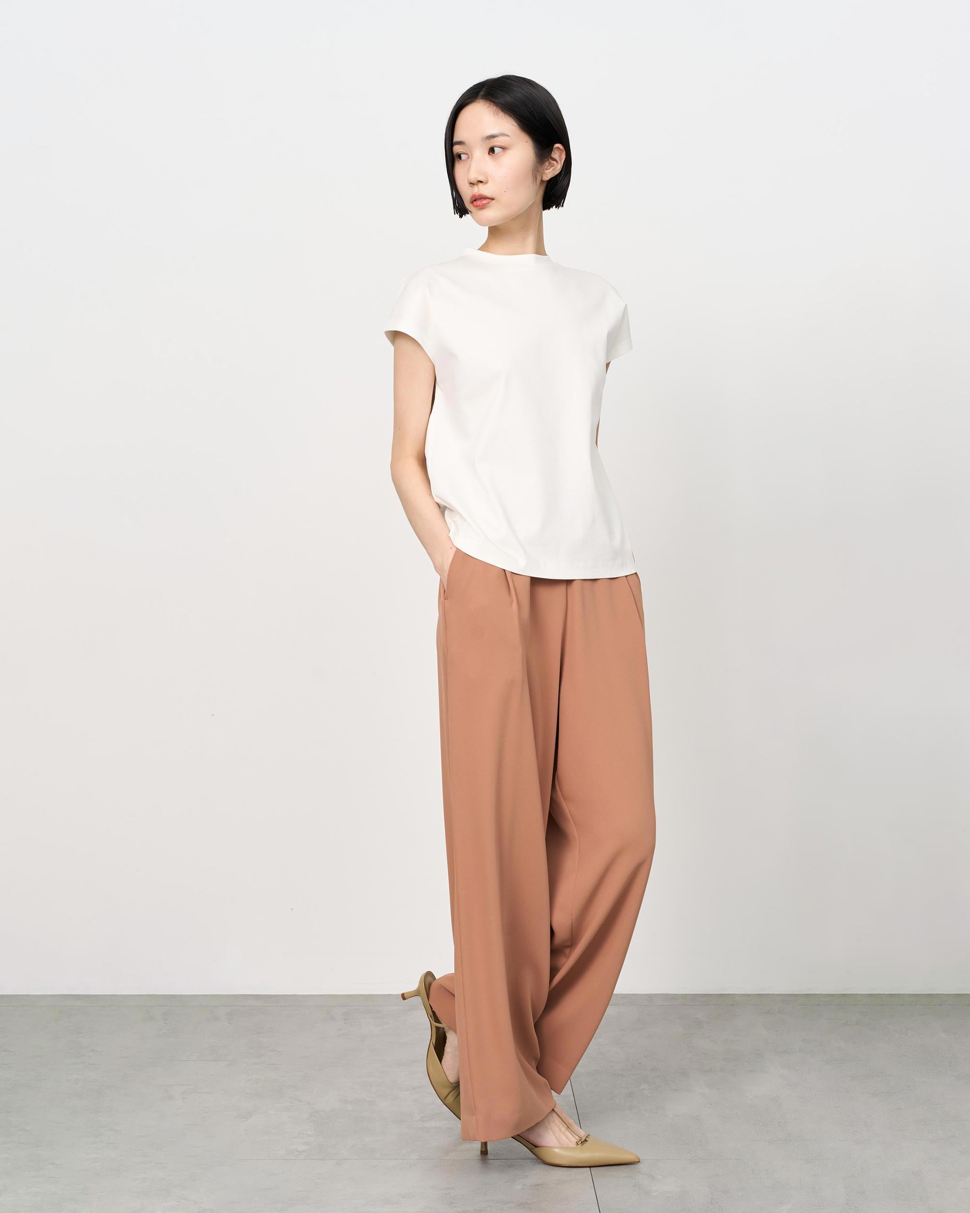 サイドタックワイドパンツ - SOÉJU online store｜上質な大人の