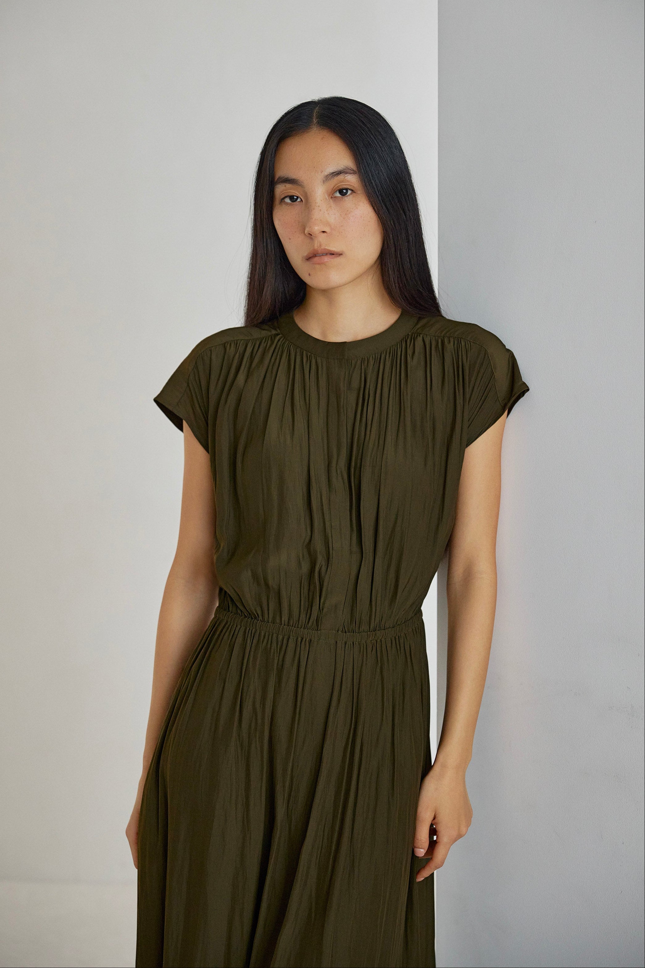 The Summer Dress Edit｜手間なく整う、夏のワンピース
