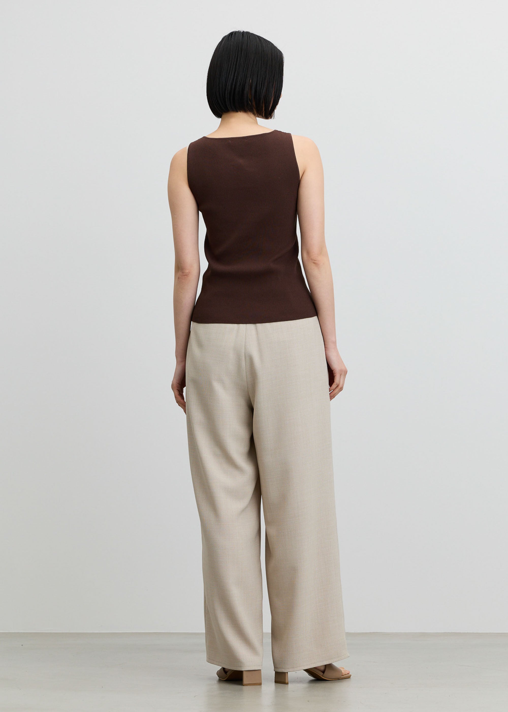 リネンライクタックワイドパンツ