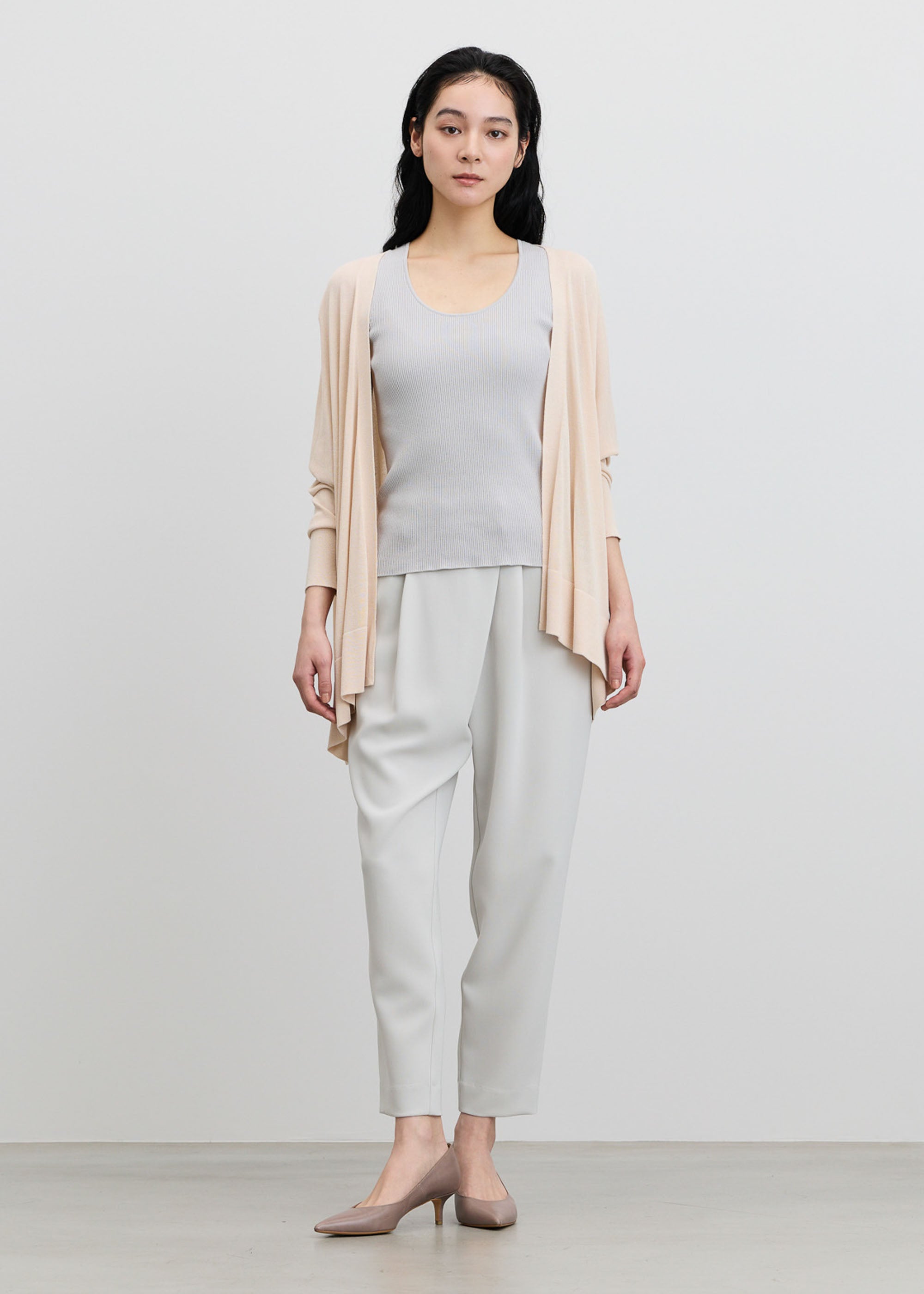タックパンツ TALL丈 - SOÉJU online store｜上質な大人の女性のための