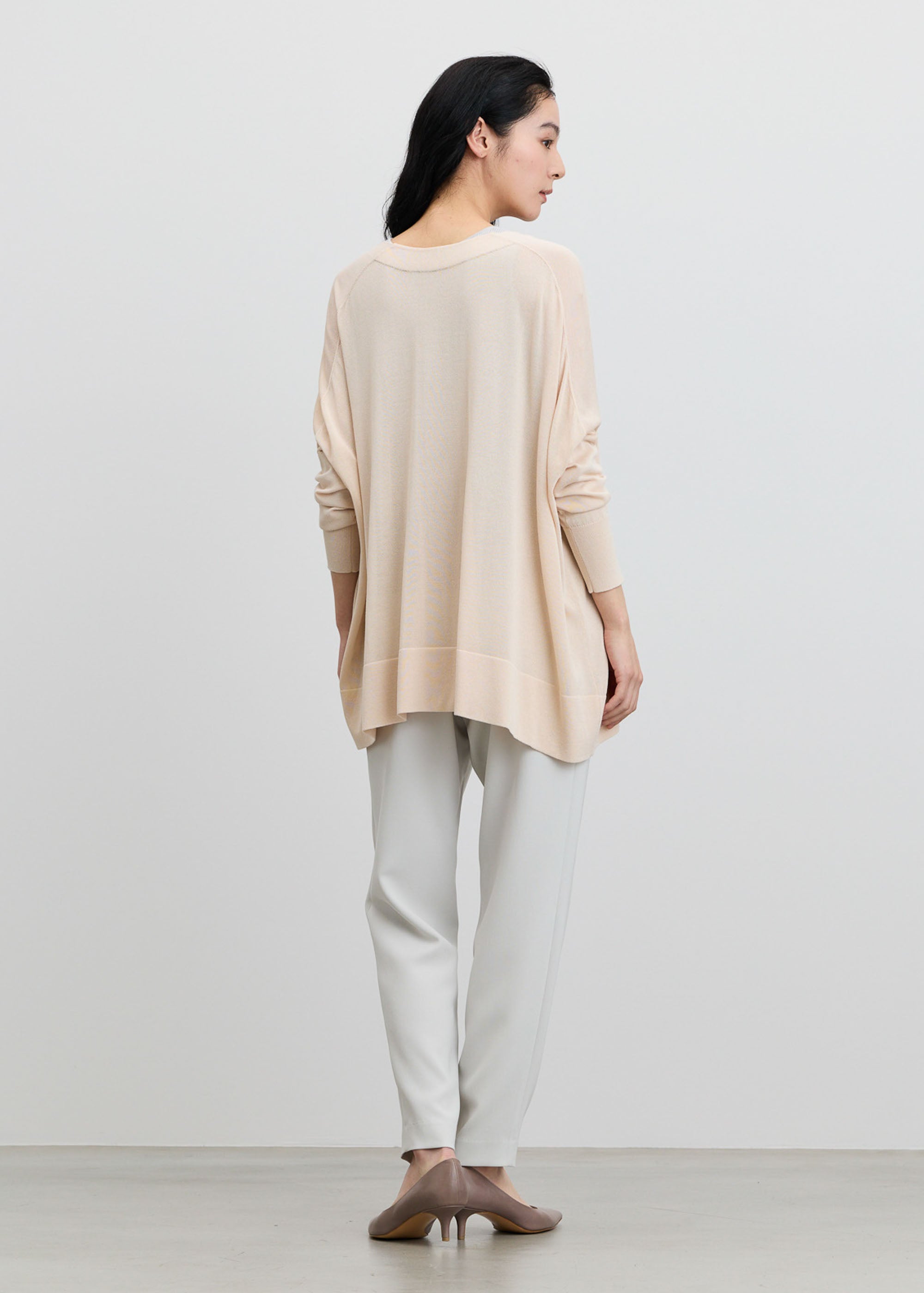 タックパンツ TALL丈 - SOÉJU online store｜上質な大人の女性のための