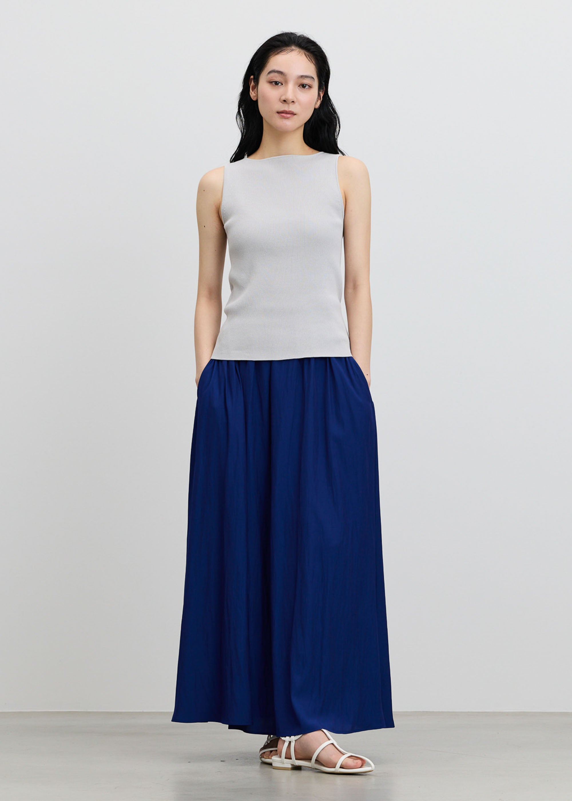 美Neck ノースリーブニット (ボートネック)- SOÉJU online store｜上質