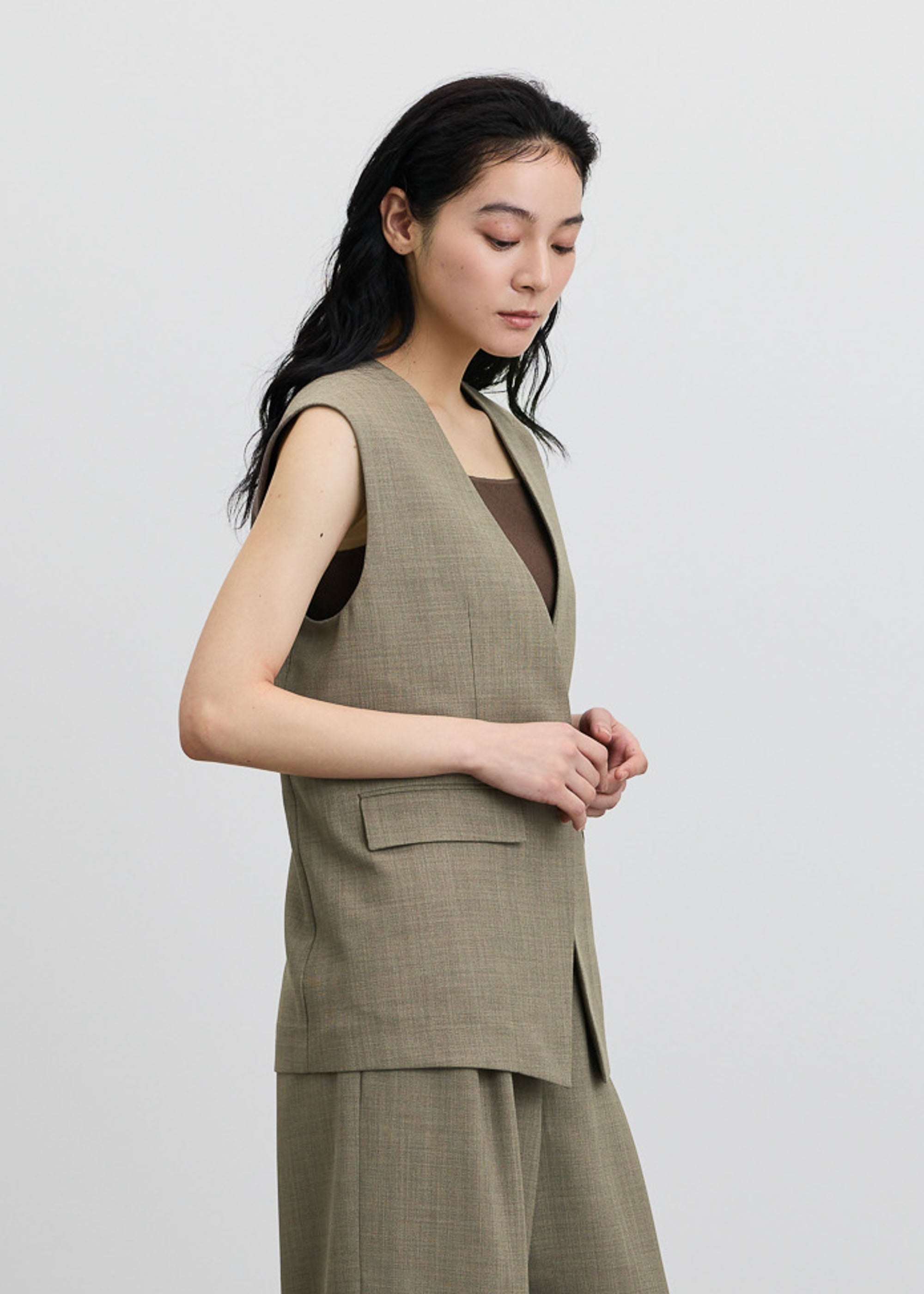 リネンライクノーカラージレ - SOÉJU online store｜上質な大人の女性