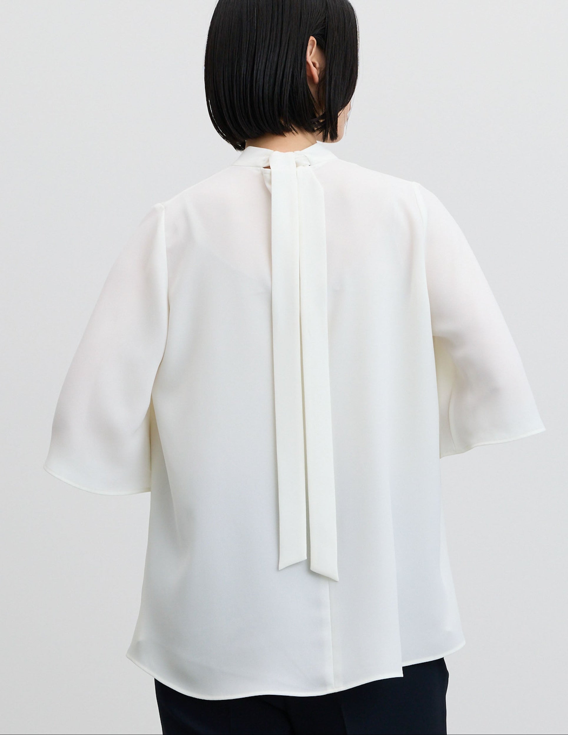 エアリージョーゼットフレアスリーブブラウス