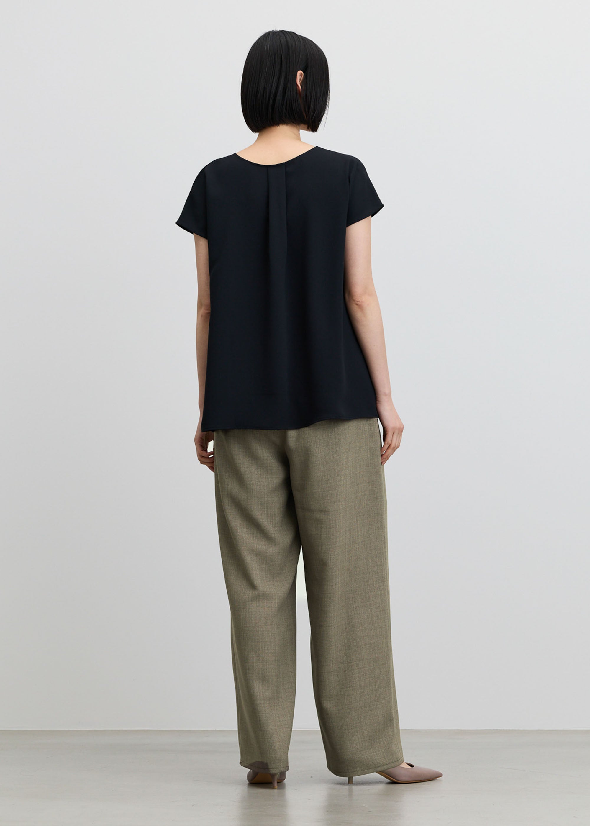 リネンライクタックワイドパンツ