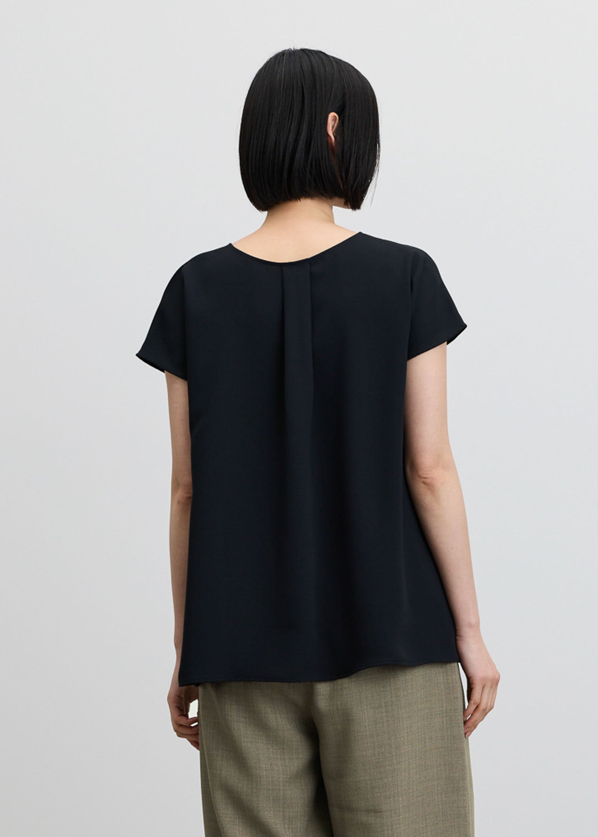 エアリージョーゼットショートスリーブブラウス - SOÉJU online store