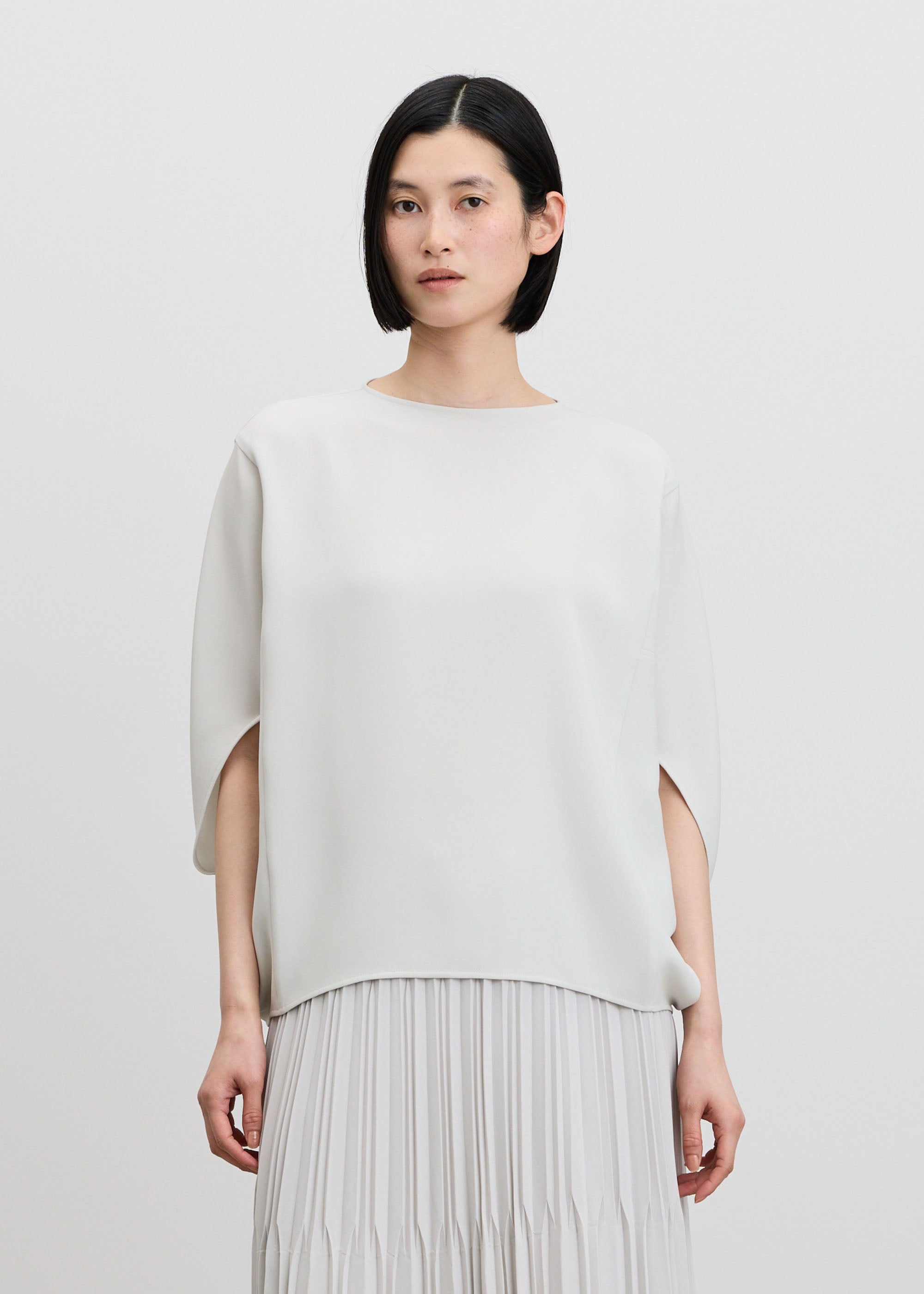 ライトクロスコクーンシルエットブラウス