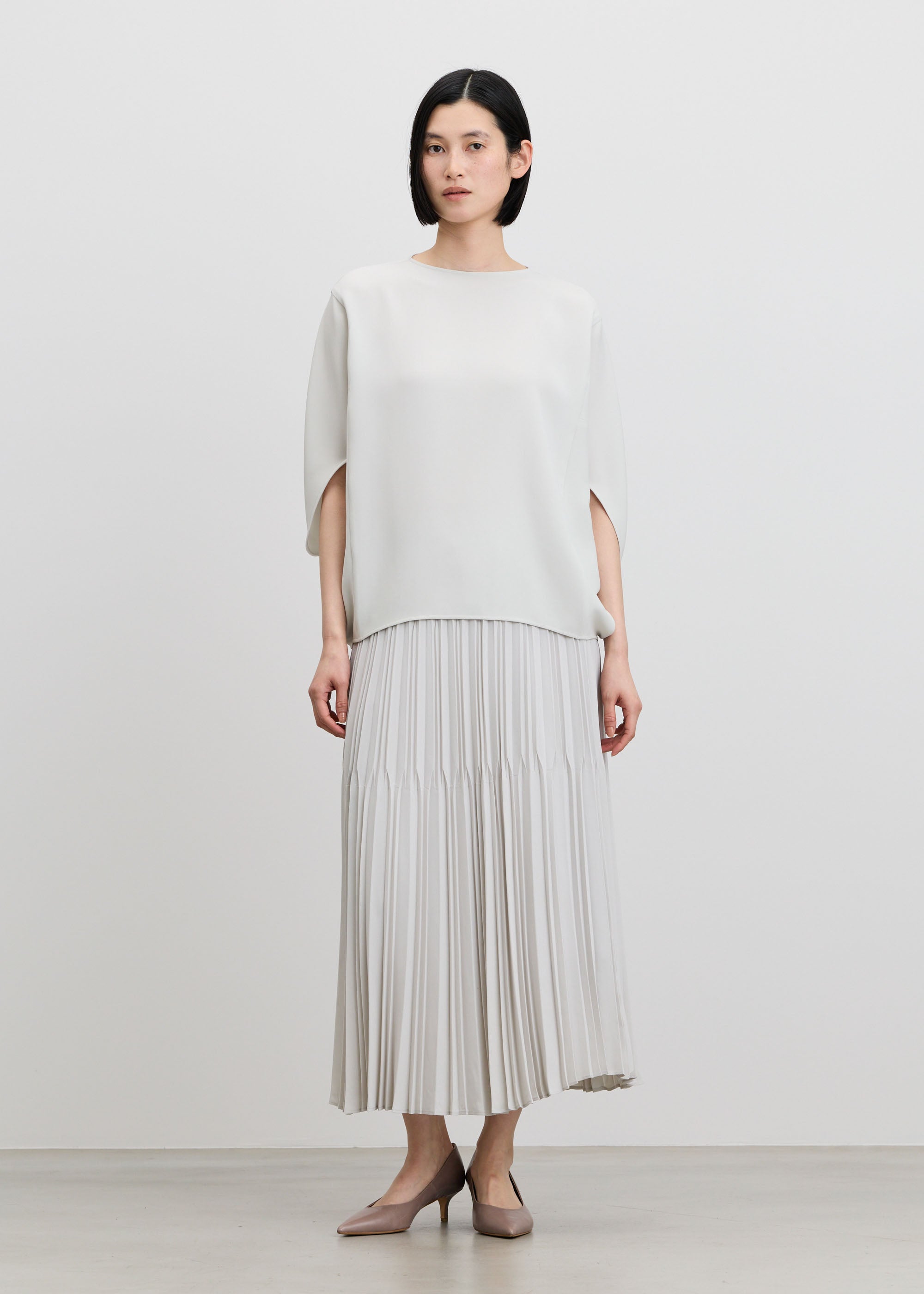 ライトクロスコクーンシルエットブラウス