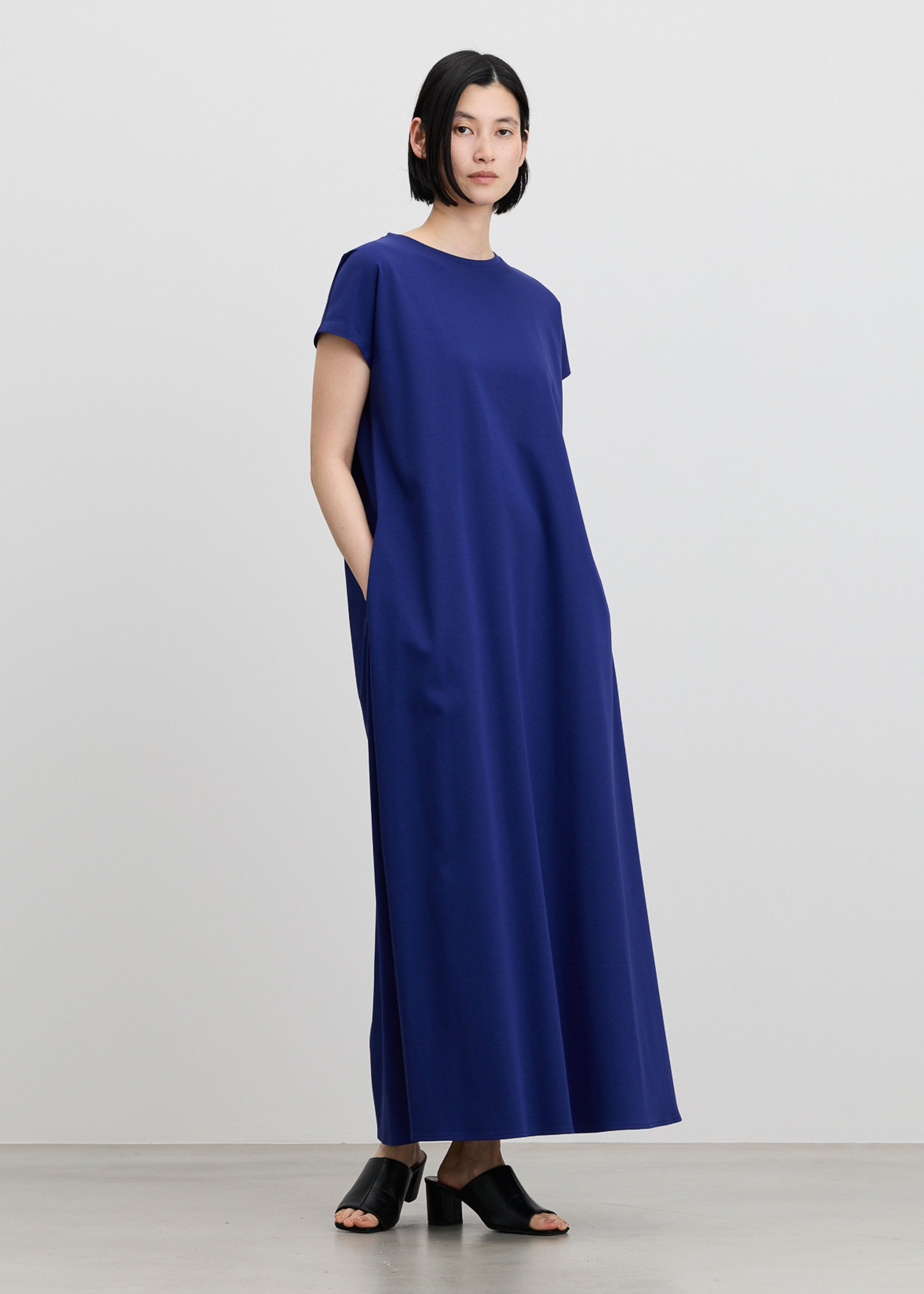 COOL SMOOTH フレンチスリーブマキシワンピース