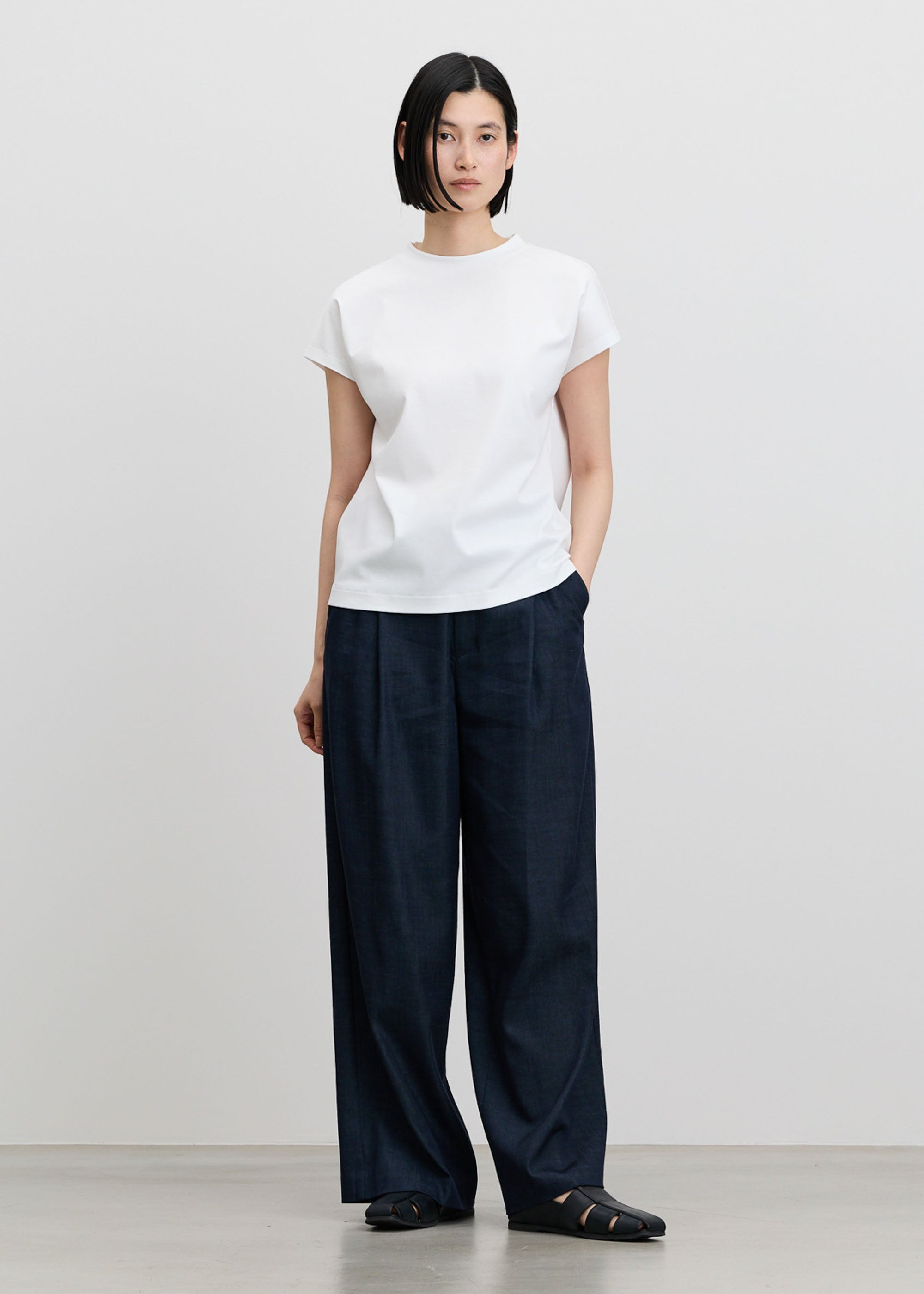 COOL SMOOTH スタンドカラーカットソー