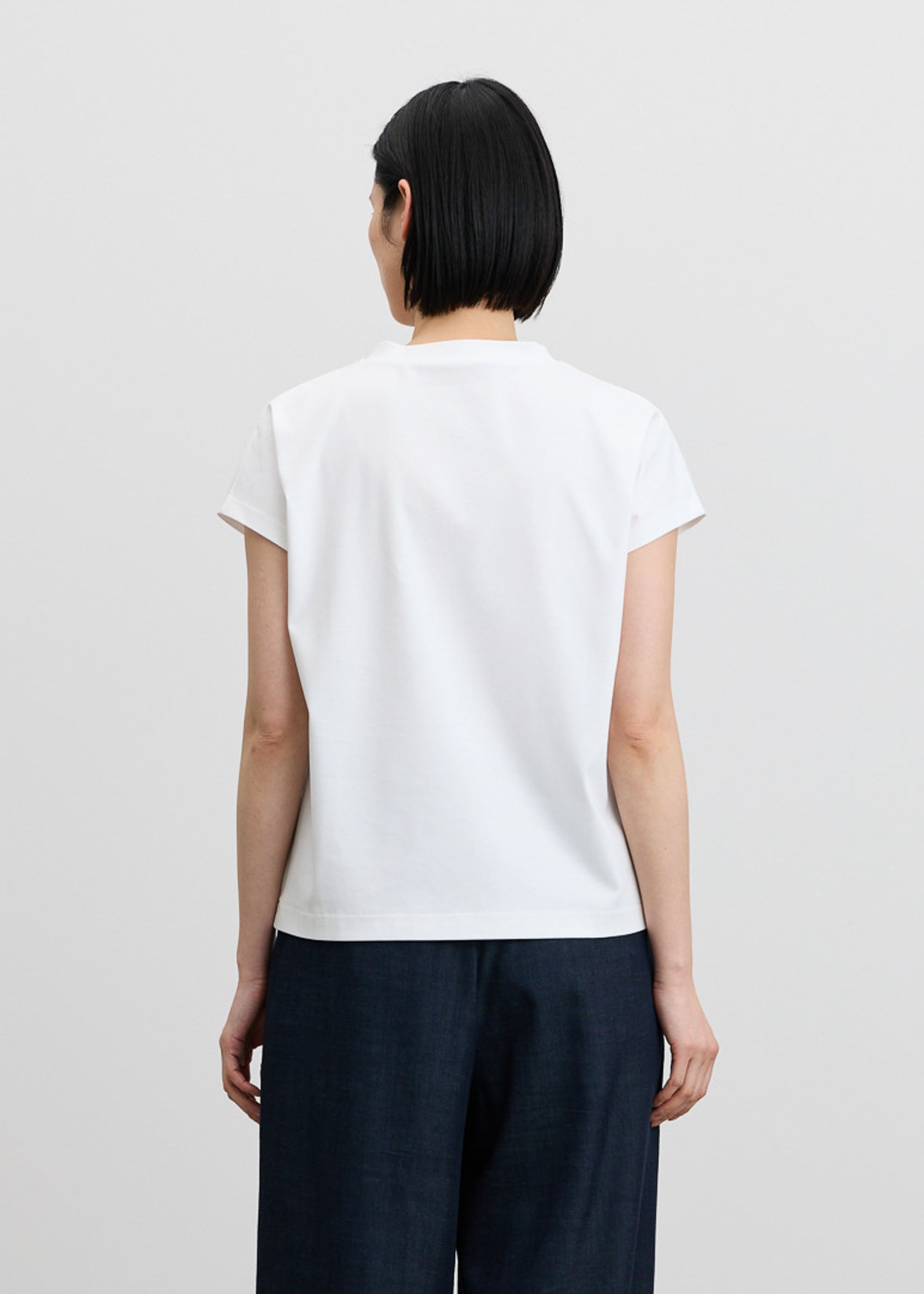 COOL SMOOTH スタンドカラーカットソー