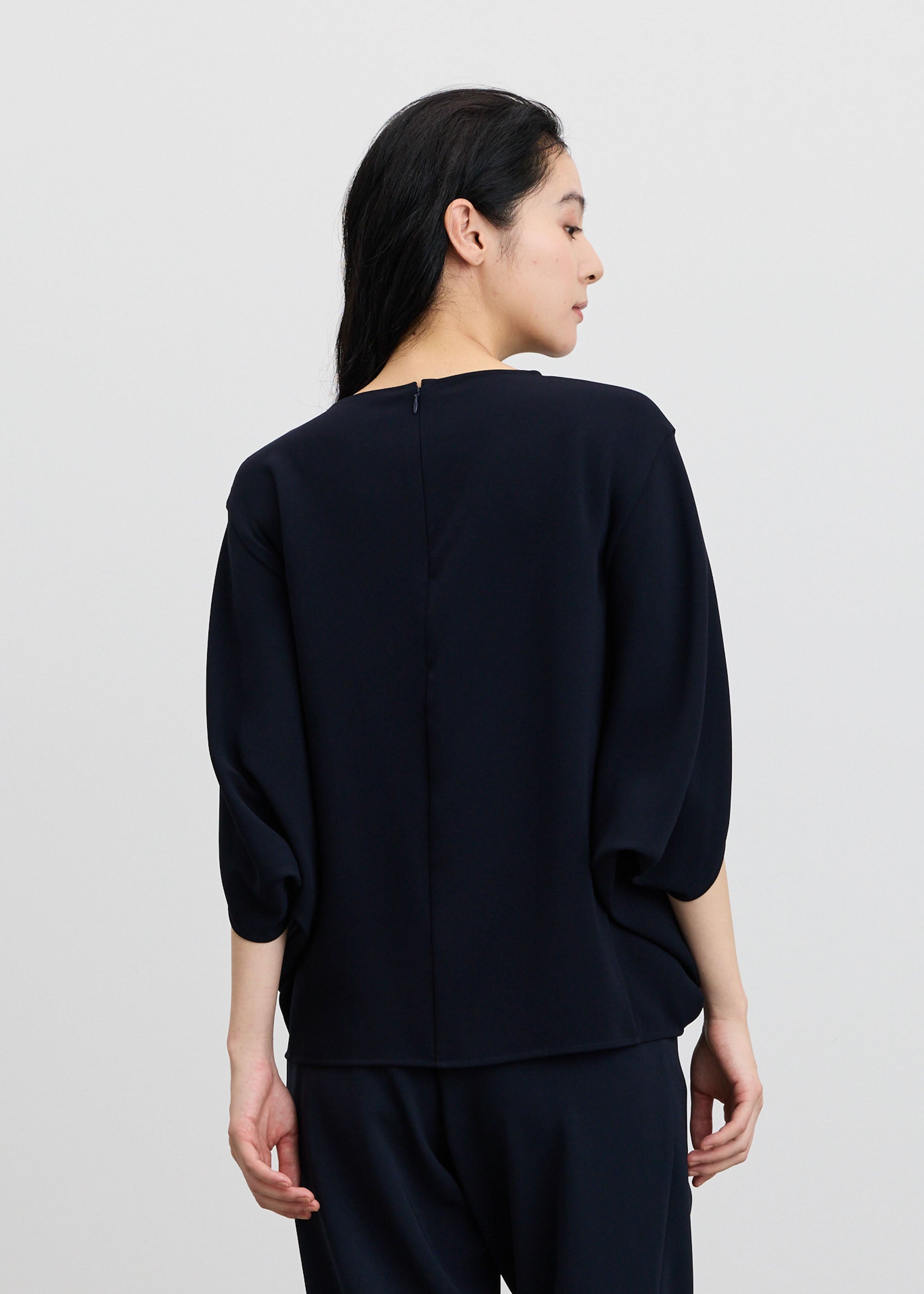 ライトクロスコクーンシルエットブラウス