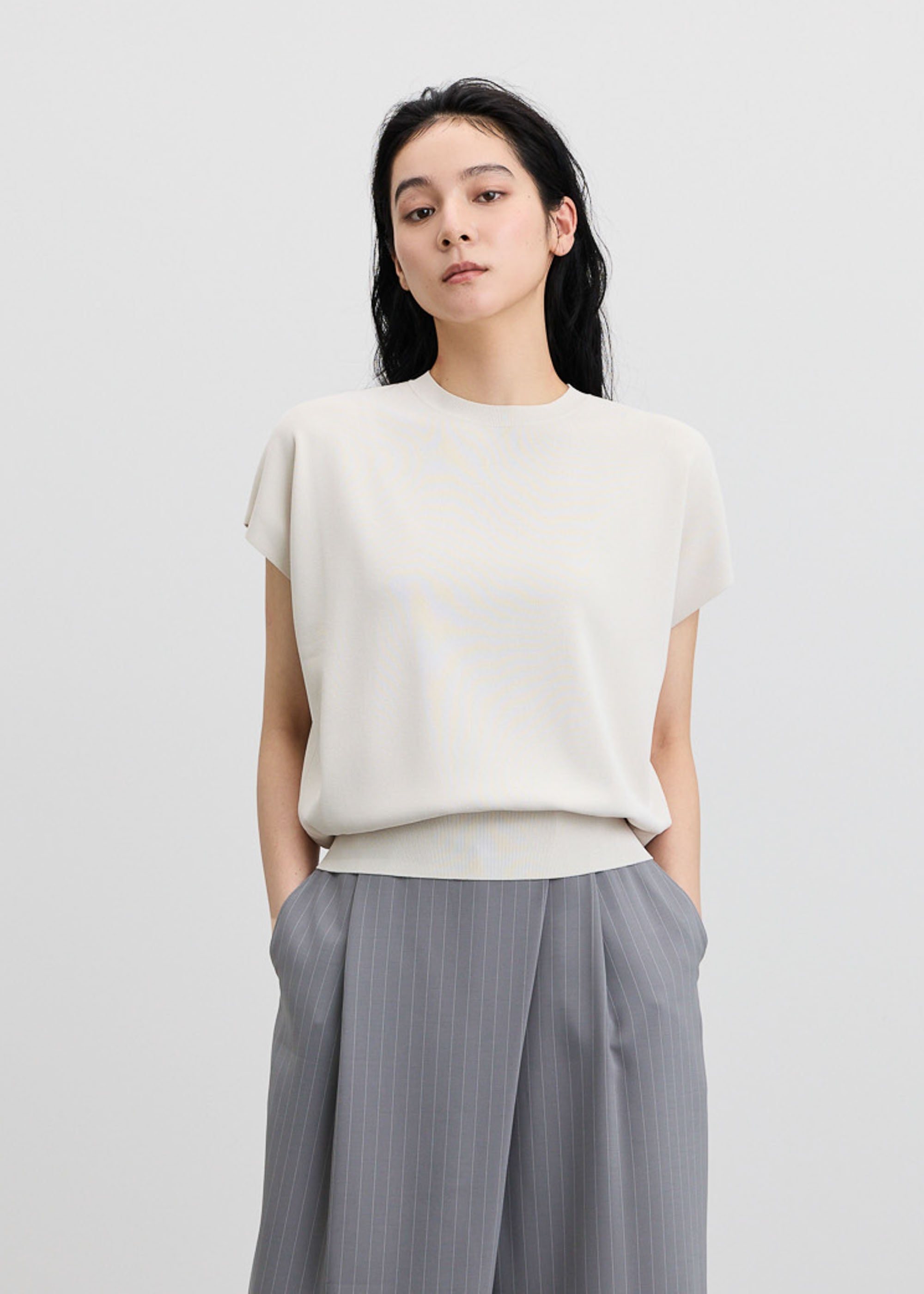 ショートスリーブコクーンニット