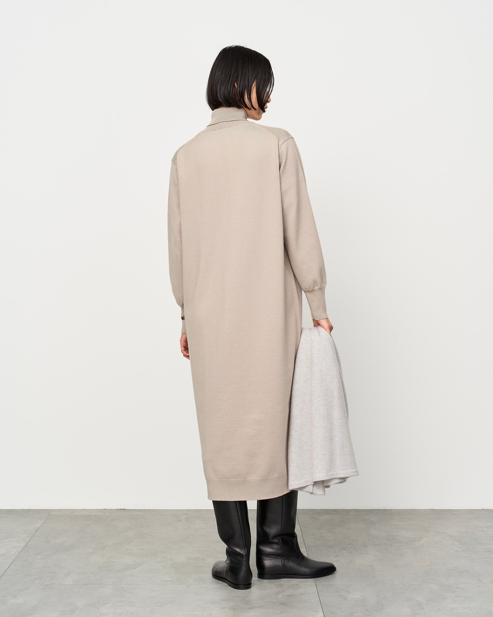 soeju ソージュ　ニットワンピース　M 完売品 ウール混ニットワンピース - SOÉJU online store｜上質な大人の女性の