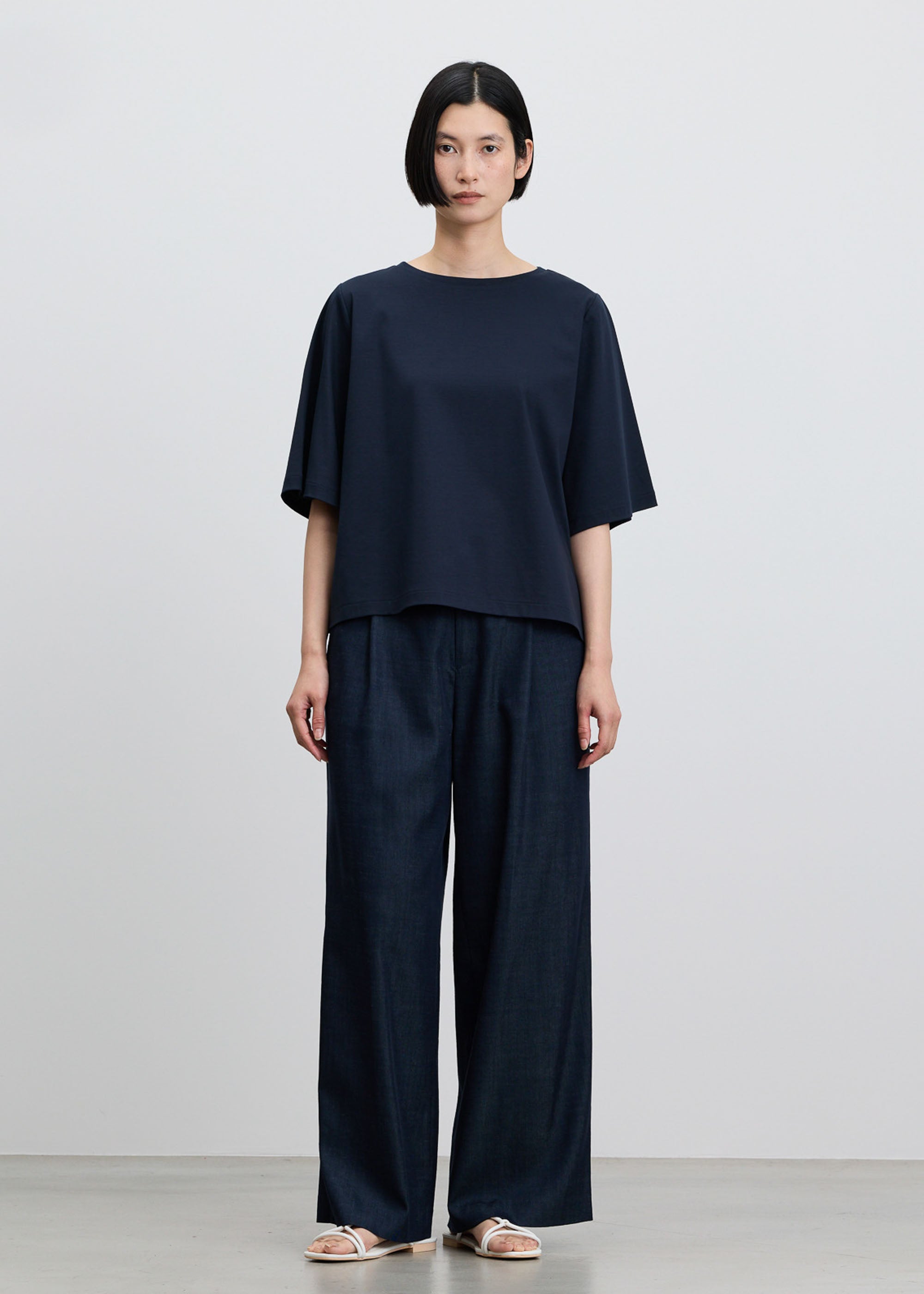 モデル:170cm サイズ:M