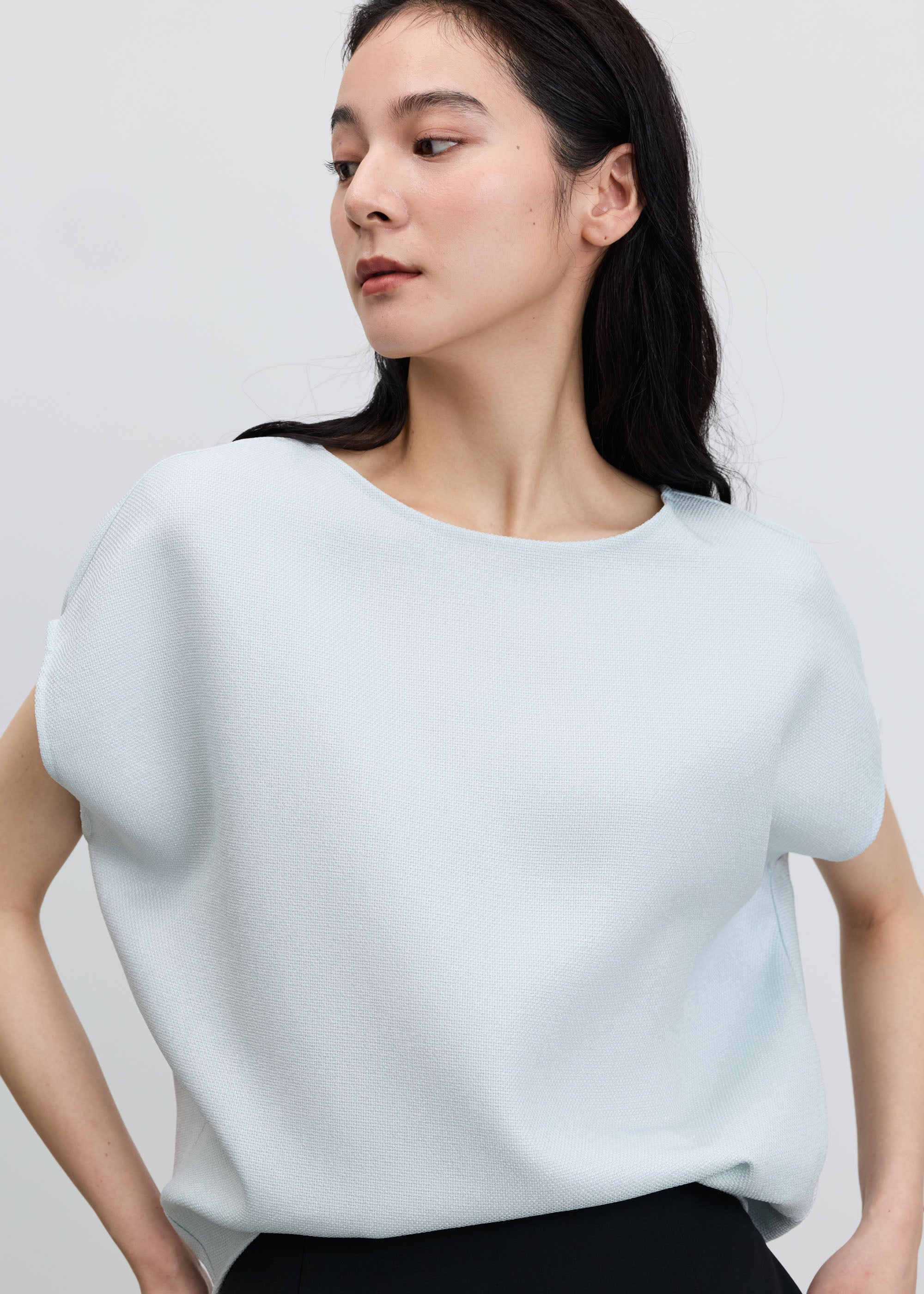 リネーラショートスリーブコクーンブラウス - SOÉJU online store