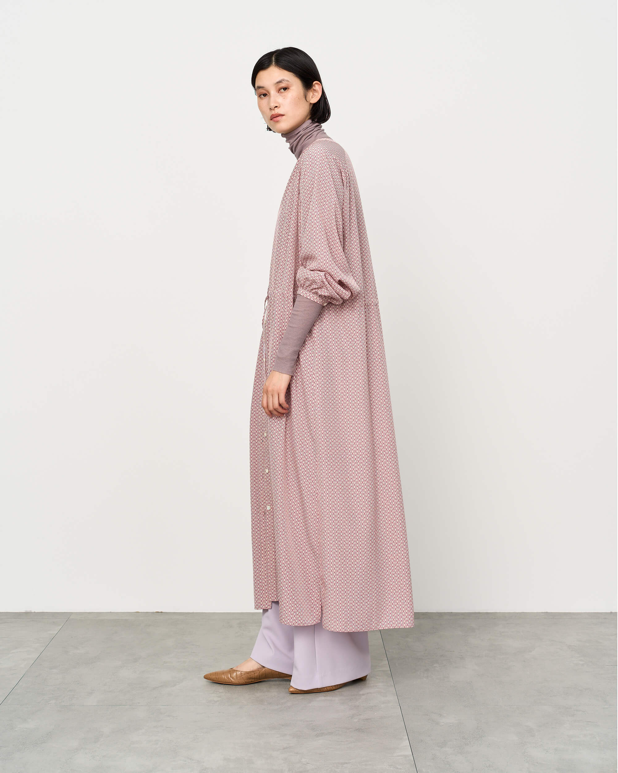 チェーン柄ワンピース - SOÉJU online store｜上質な大人の女性のため 