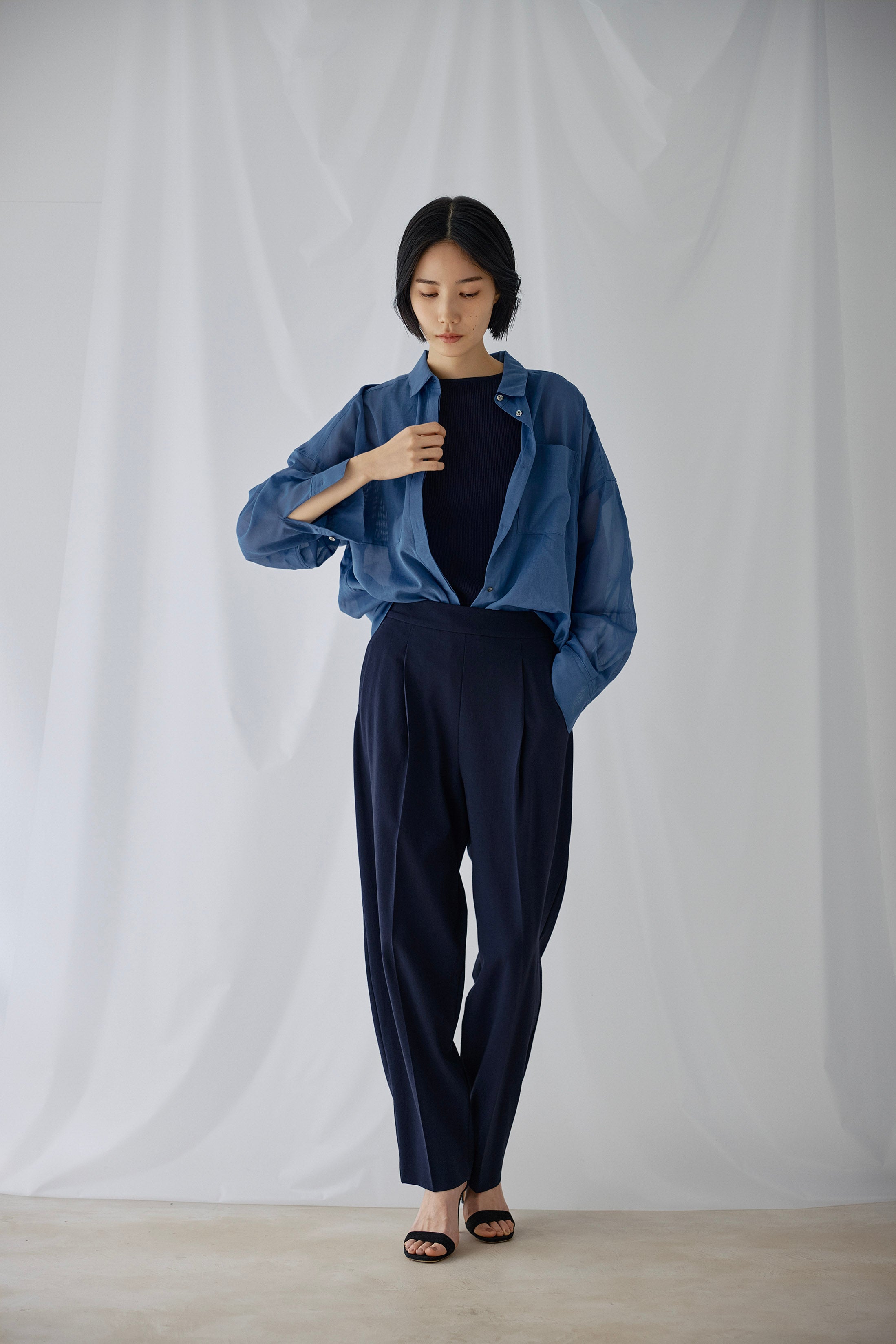 Second/Layer シアーシャツ ネイビー　jackpot OUR’s Sheer Layers for Summer｜夏の「お守り服」になる、大人のシアーアイテム