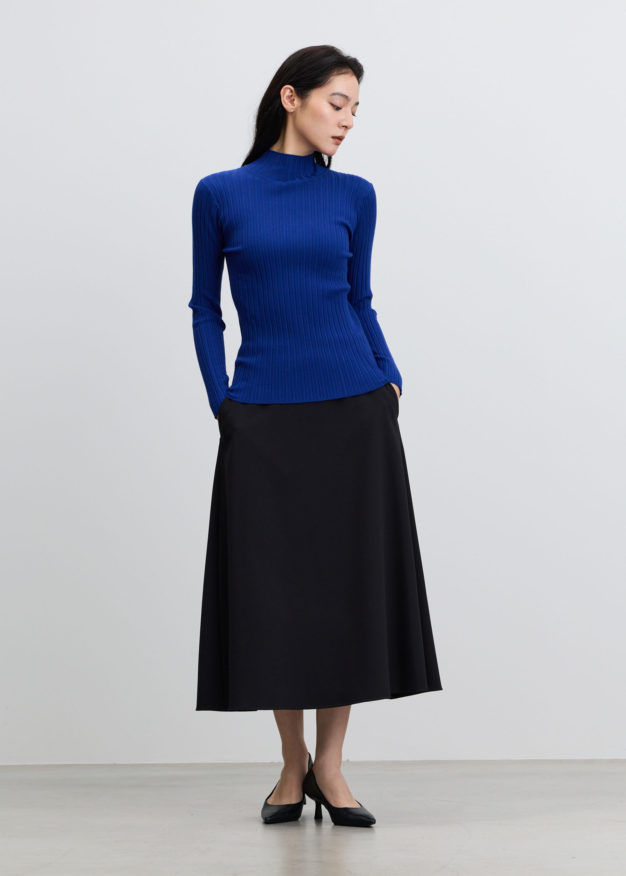 ワイドリブタートルネックニット