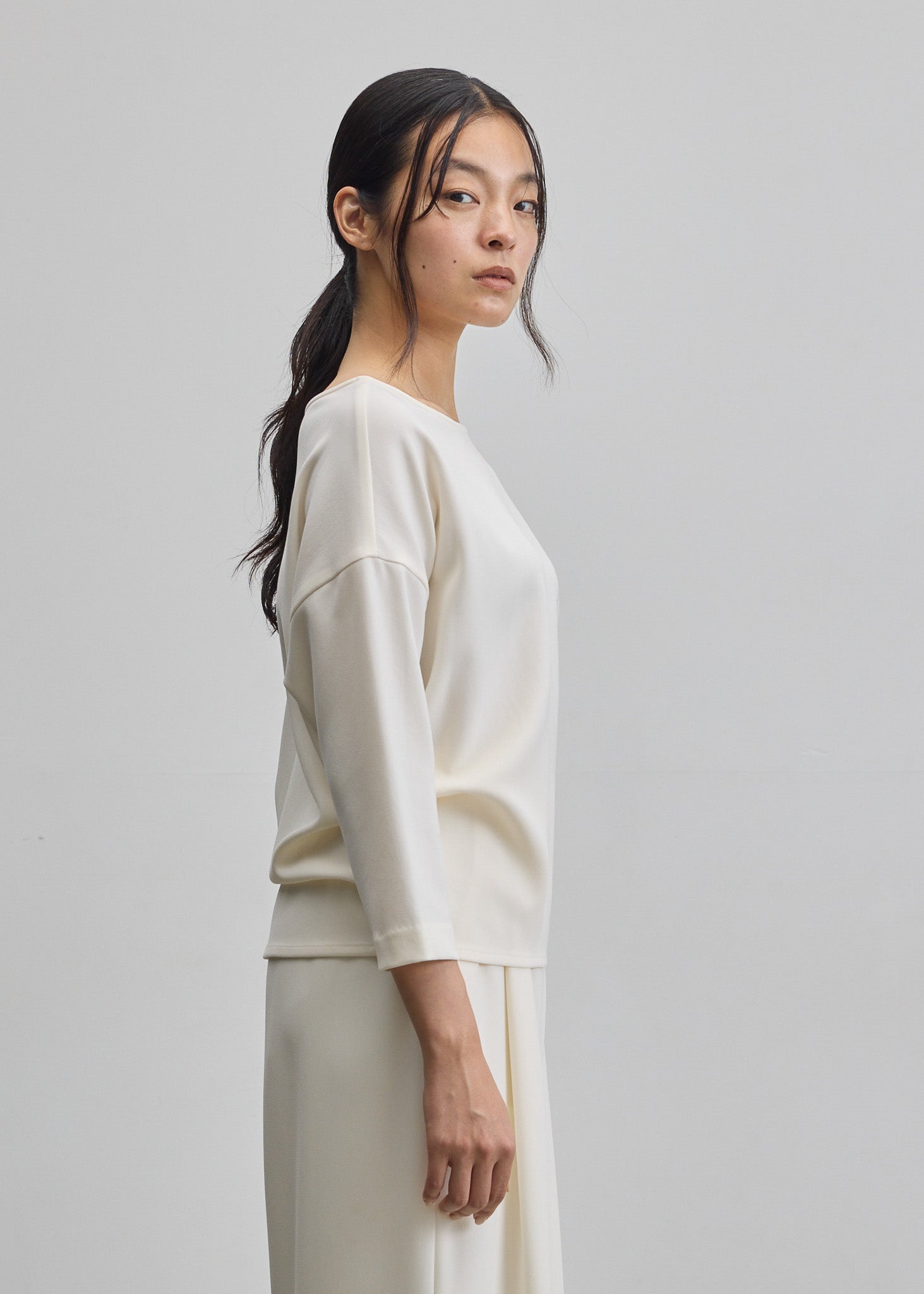 コクーンブラウス8分袖 - SOÉJU online store｜上質な大人の女性