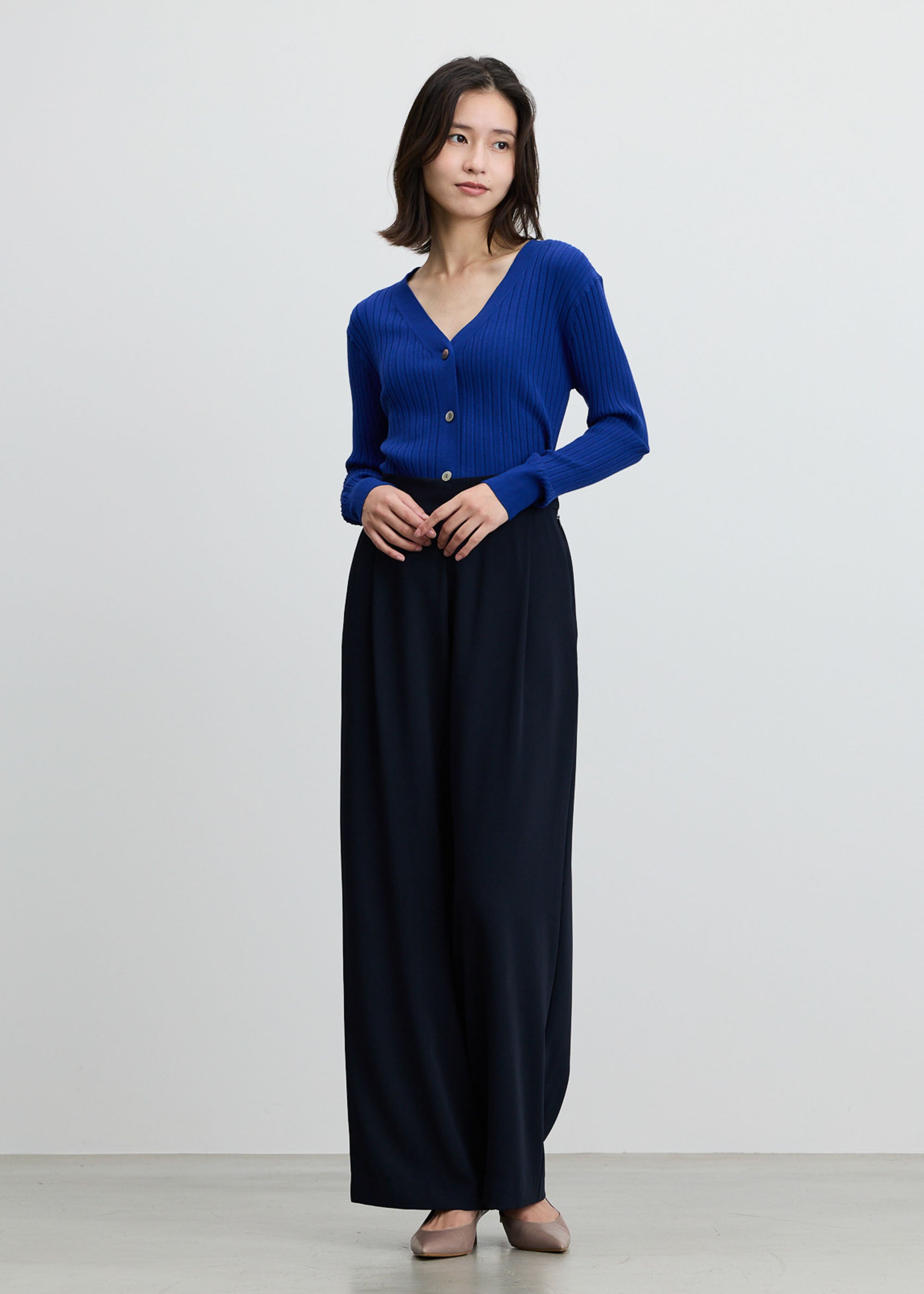 サイドタックワイドパンツ TALL丈 - SOÉJU online store｜上質な大人の