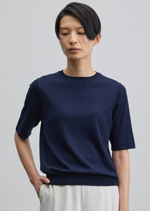 モデル:170cm サイズ:M